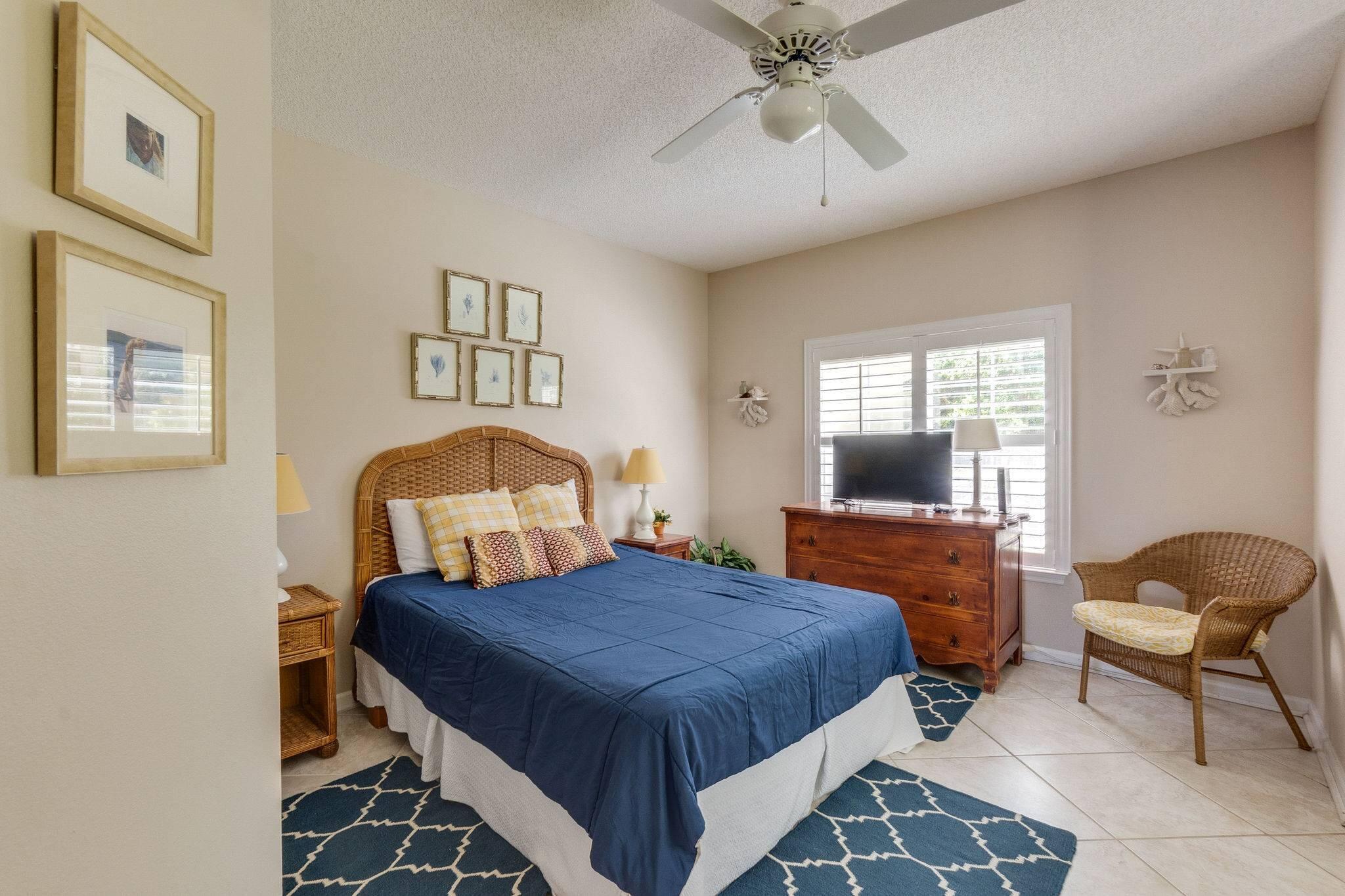 NORTH SHORE T/H - Residential