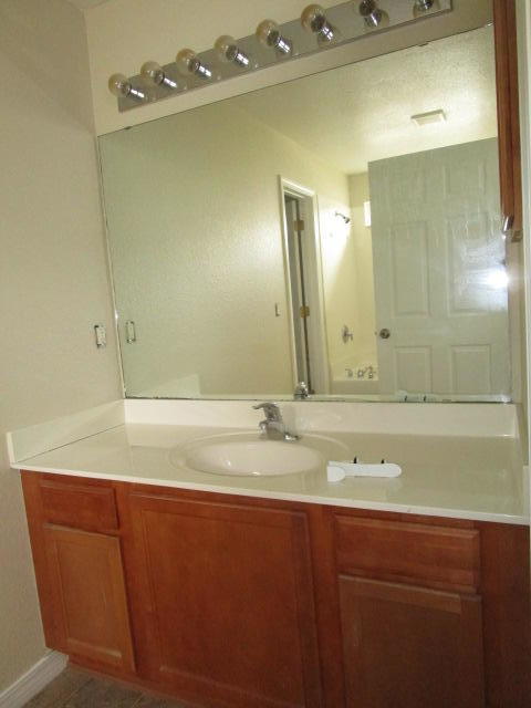 SOUTHWAY ESTATES 2ND ADDN - Residential Lease