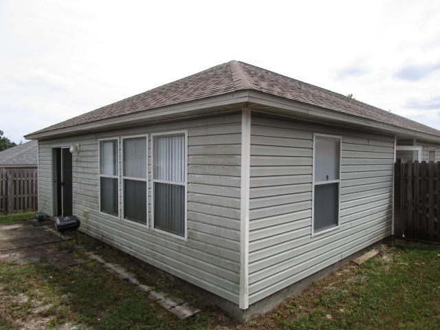 SOUTHWAY ESTATES 2ND ADDN - Residential Lease