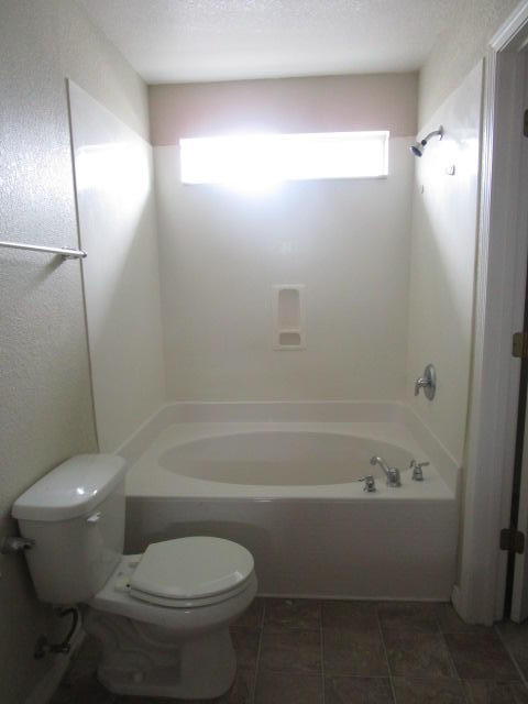 SOUTHWAY ESTATES 2ND ADDN - Residential Lease