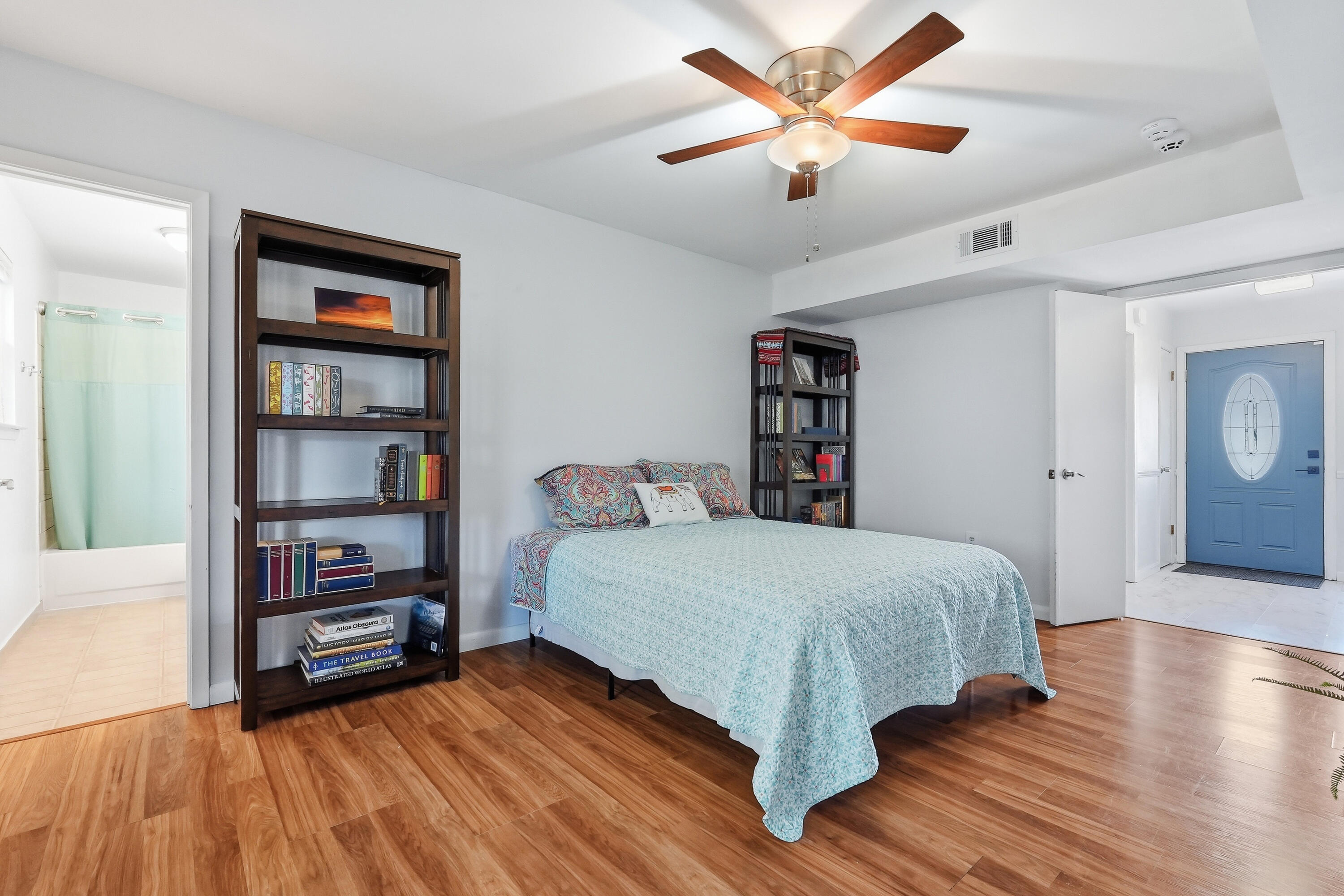 CANTERBURY WOODS - Residential