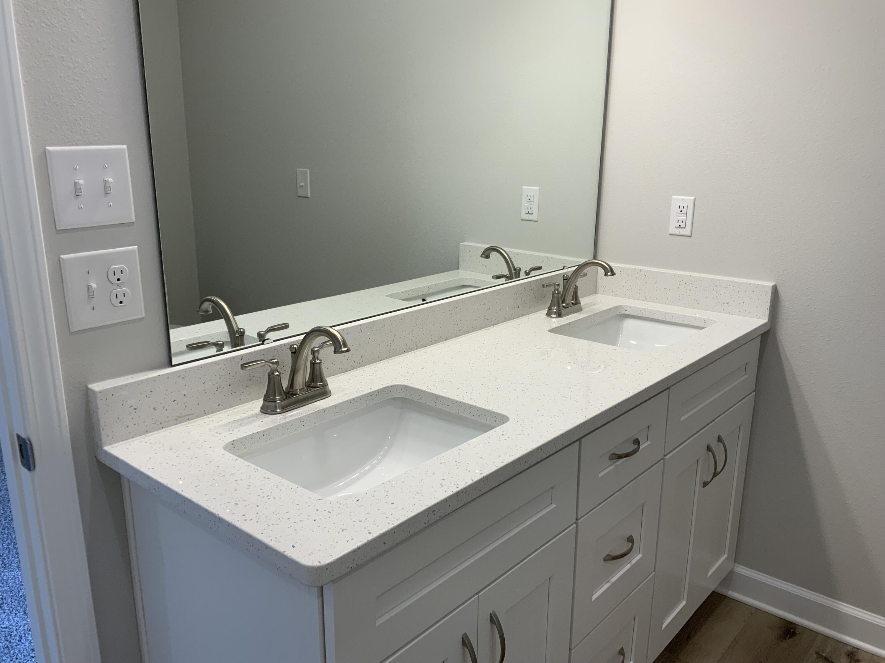 LAUREL OAKS S/D - Residential