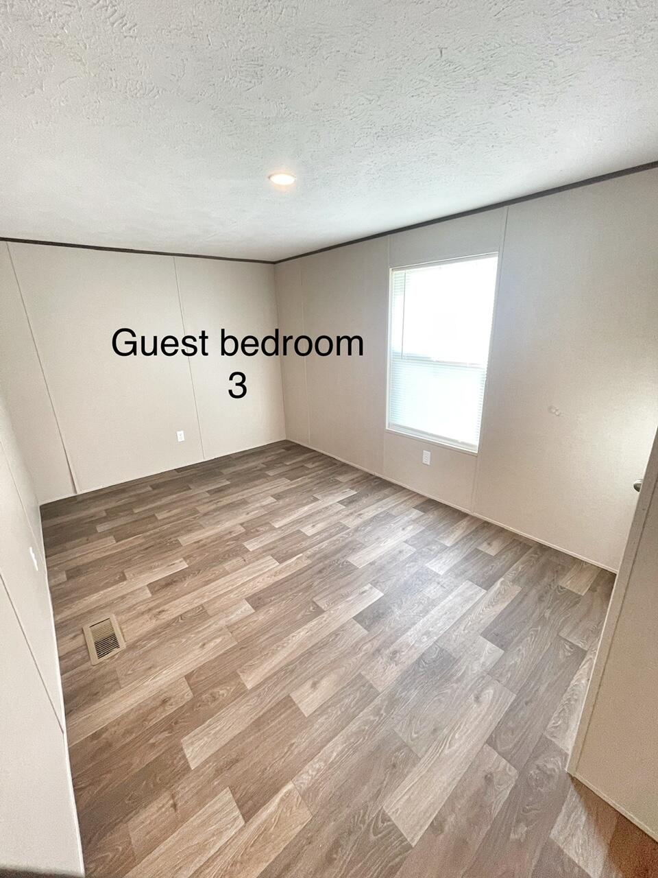 OAKWOOD HILLS UNIT 3 - Residential