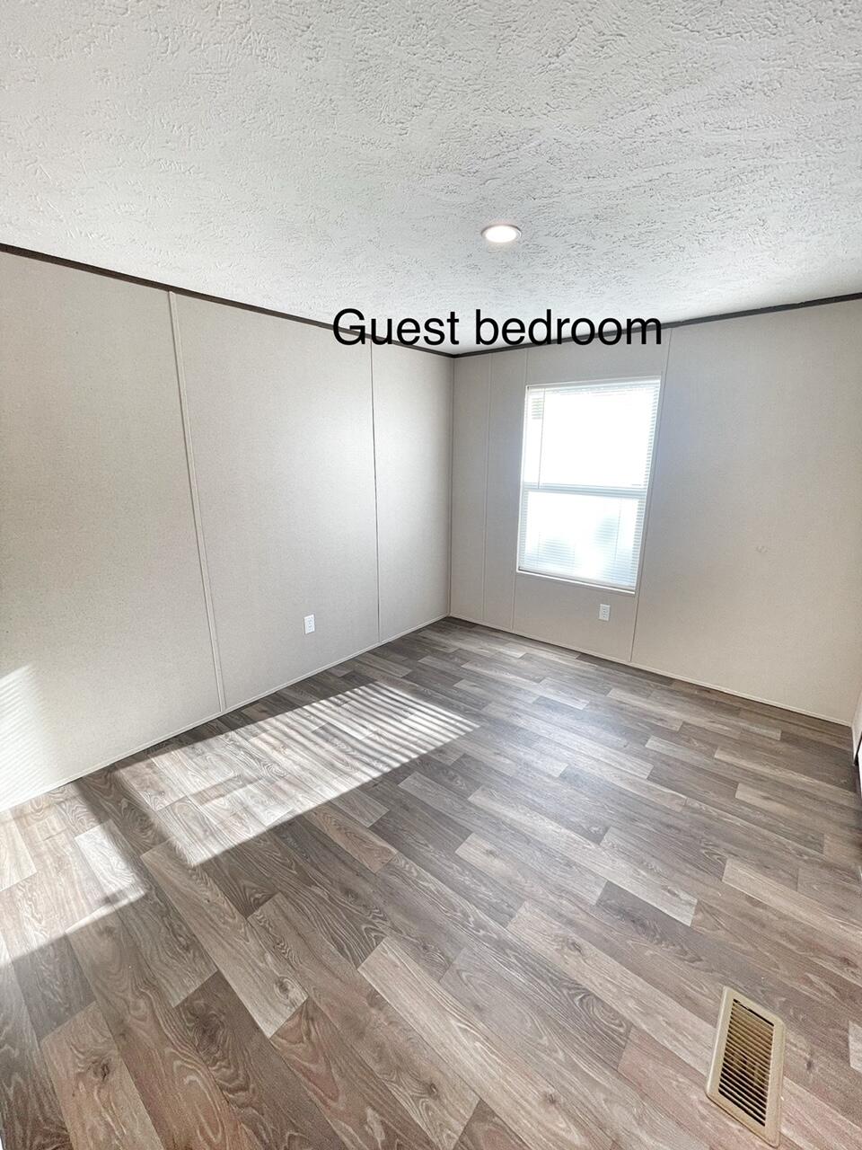 OAKWOOD HILLS UNIT 3 - Residential