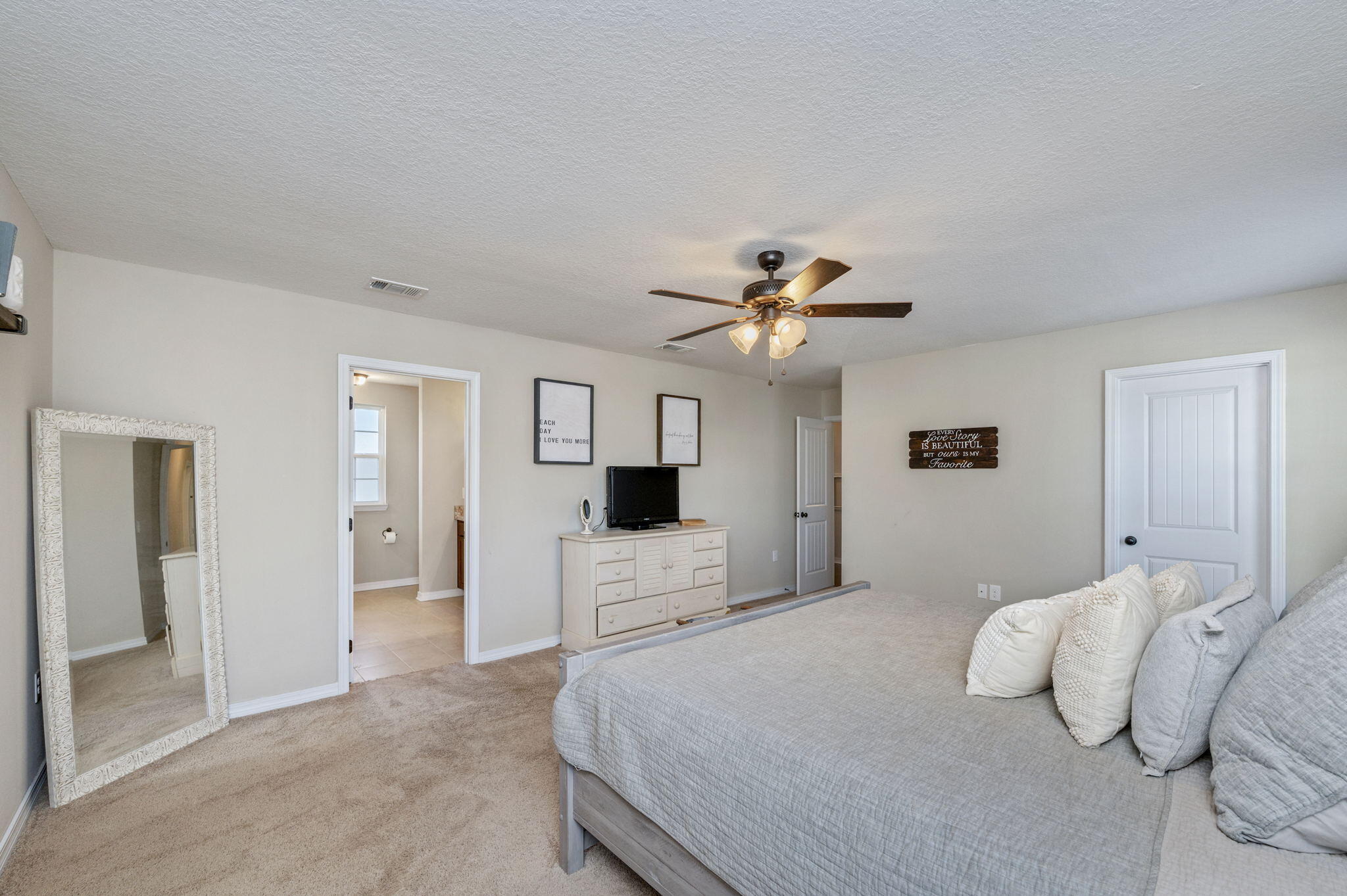 STILLWELL ESTATES - Residential