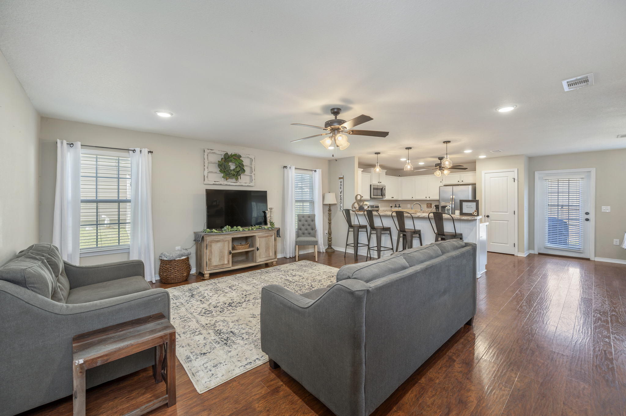 STILLWELL ESTATES - Residential