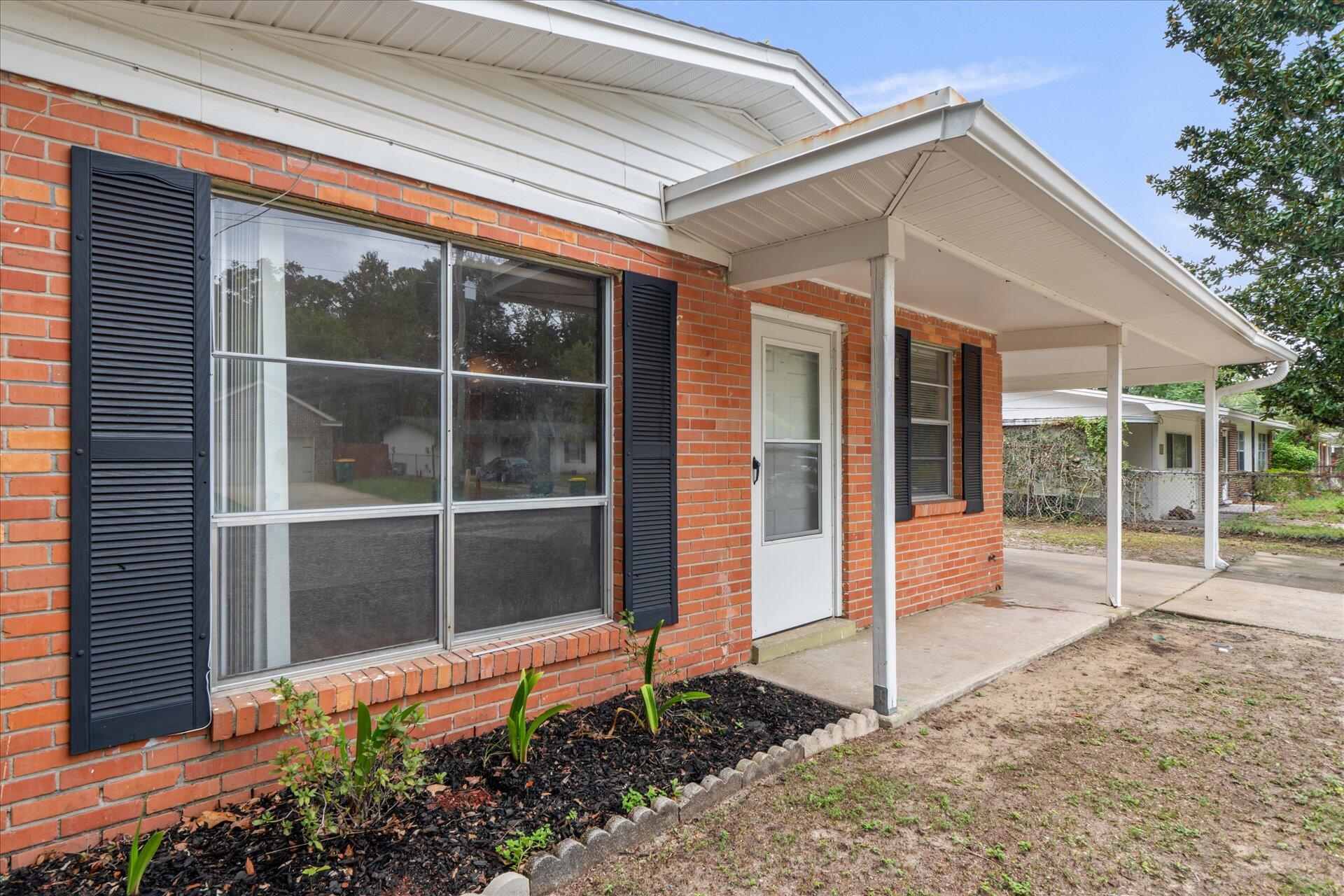 GARNIERS BEACH 6TH - Residential