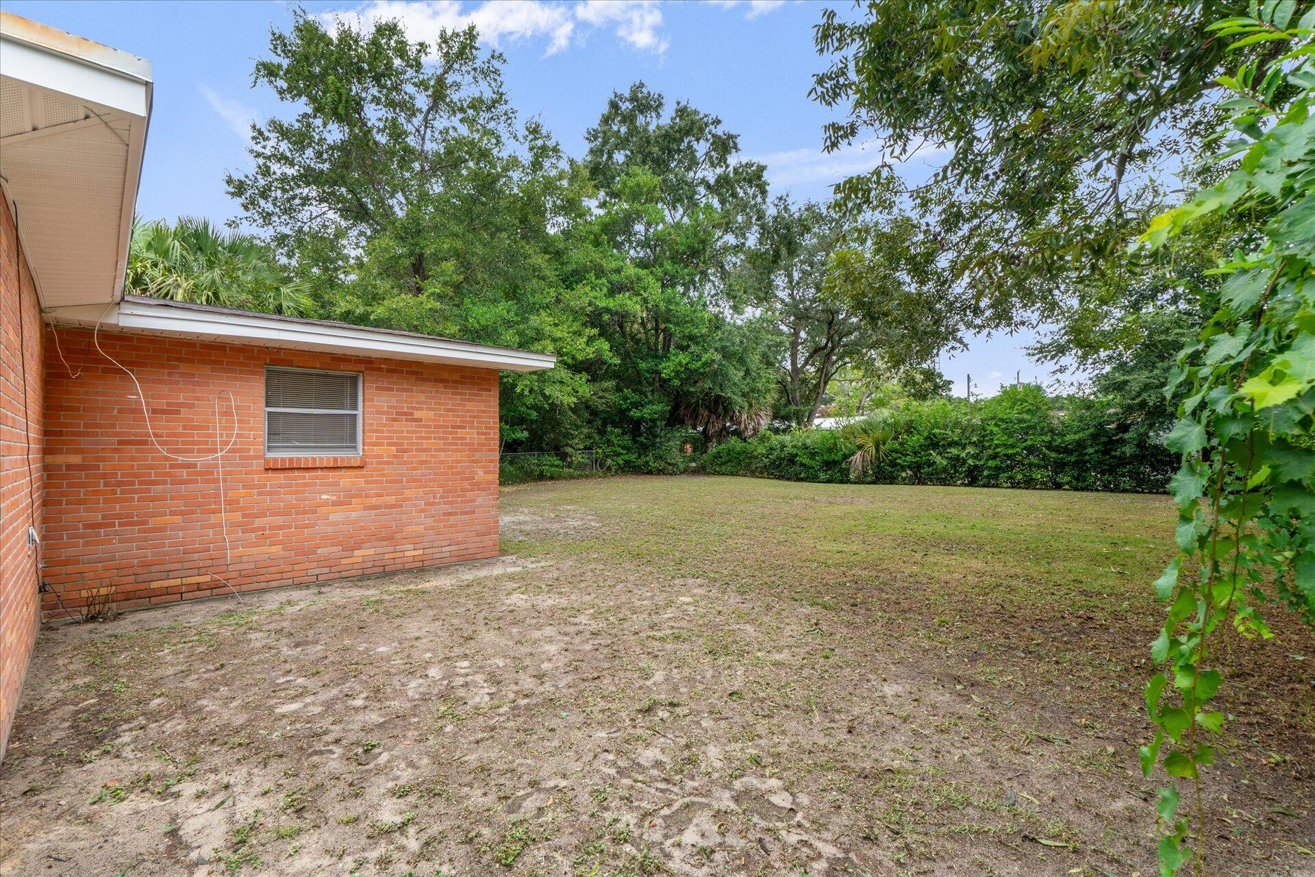 GARNIERS BEACH 6TH - Residential