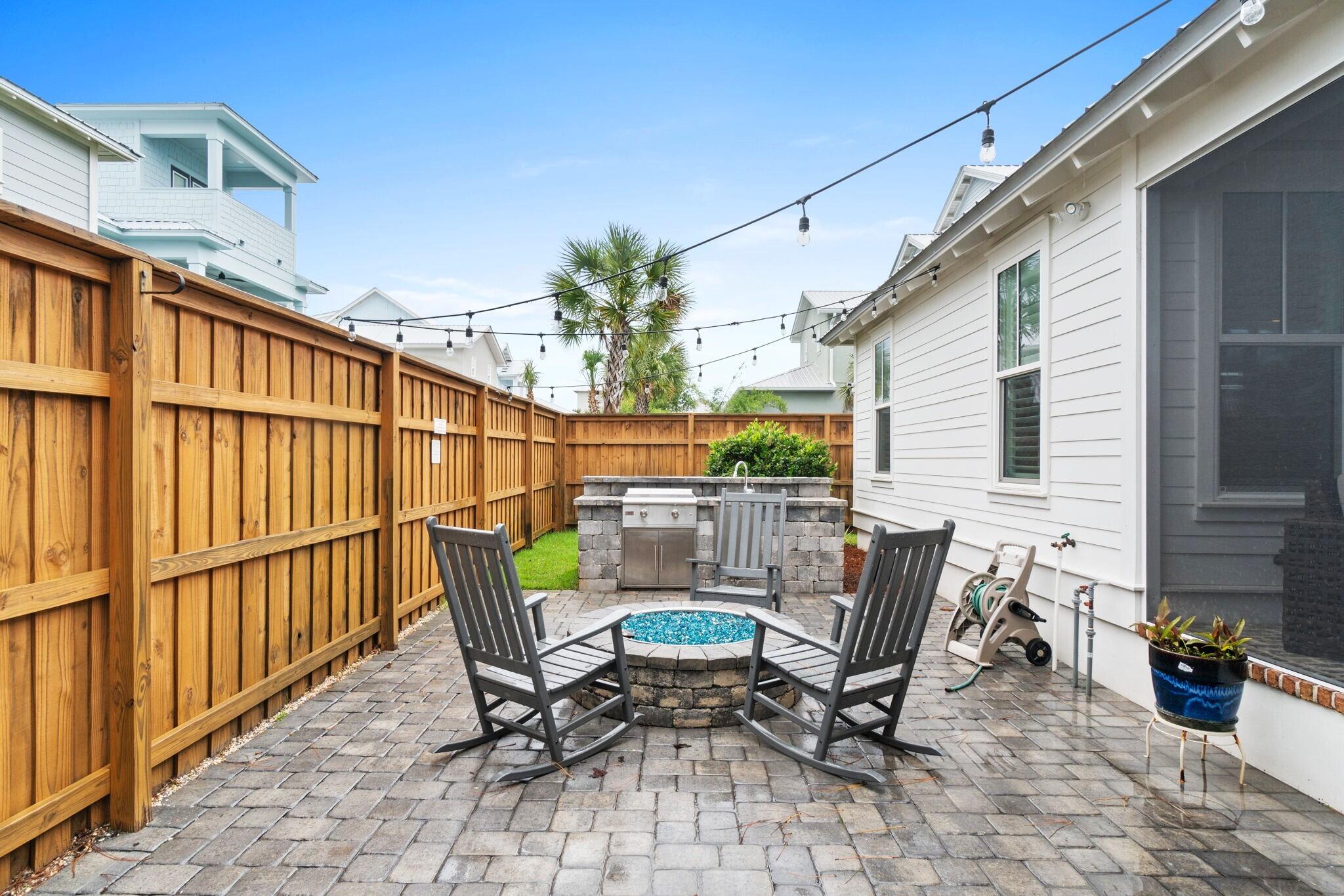 Villas of Frangista Beach - Residential