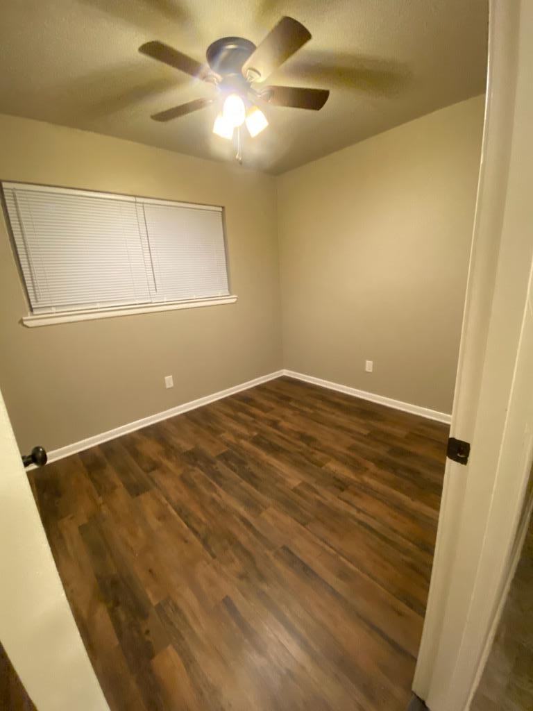 LAKEVIEW S/D LOT 13 BLK B - Residential