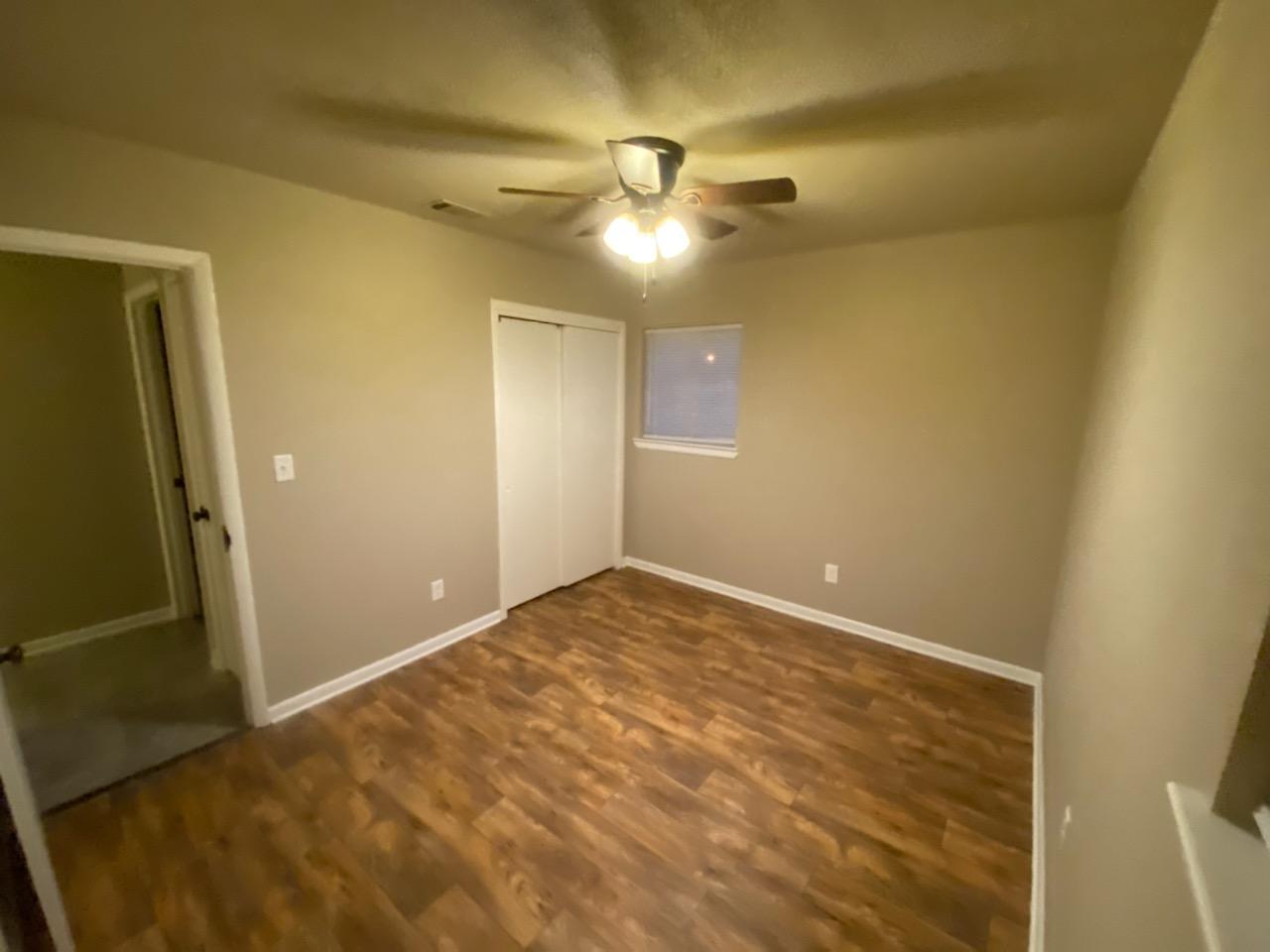 LAKEVIEW S/D LOT 13 BLK B - Residential