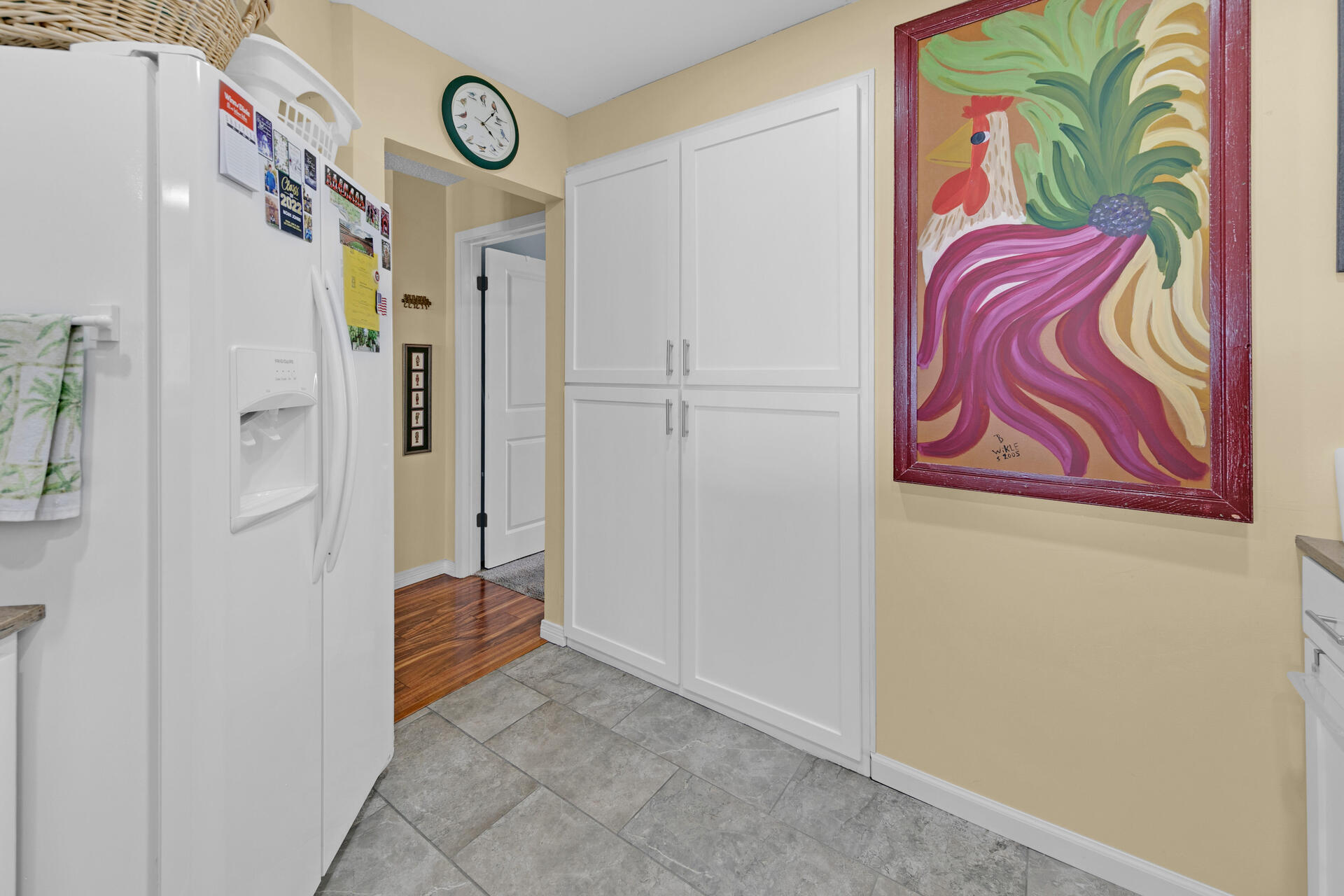 BAY VILLAS CONDOS - Residential