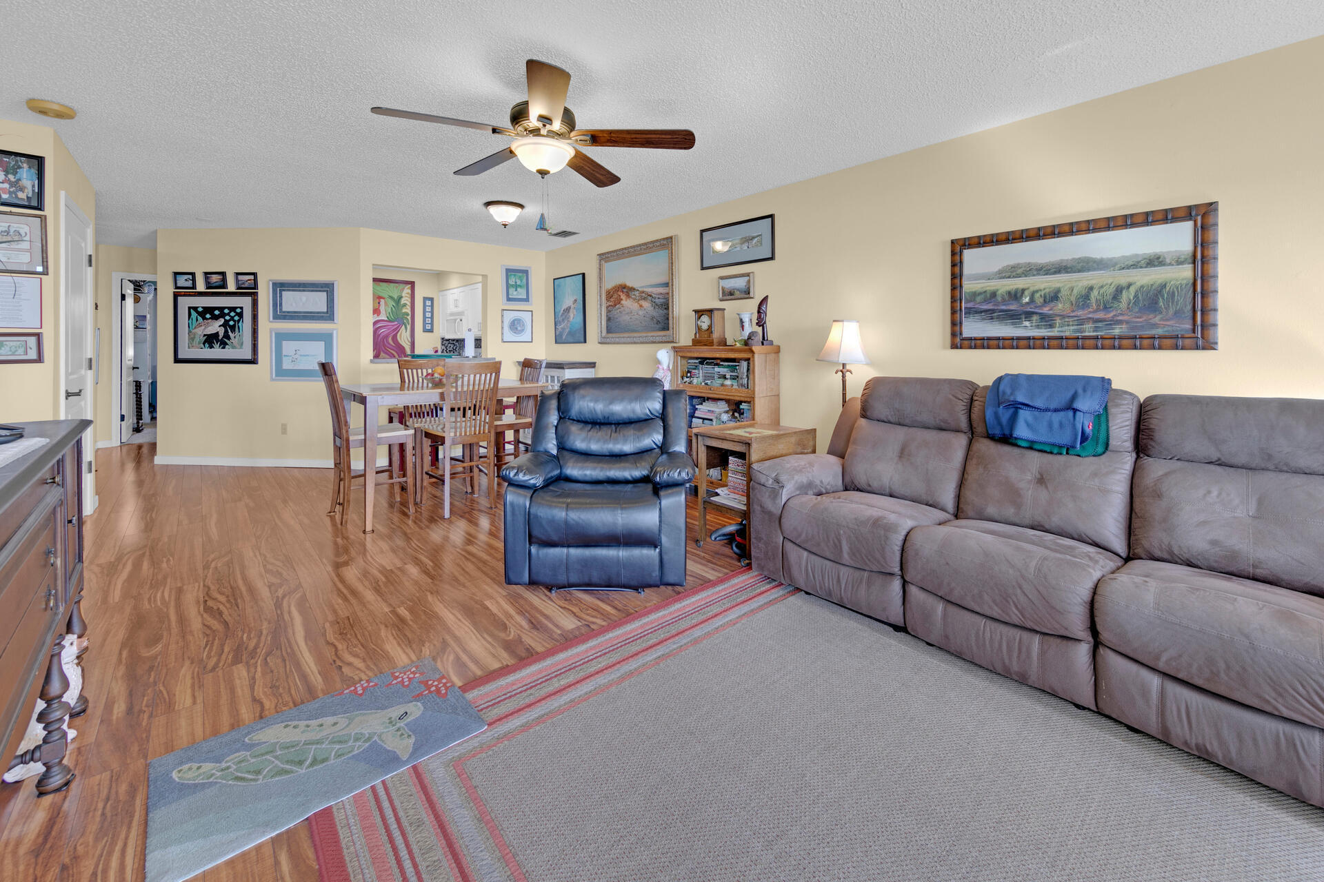 BAY VILLAS CONDOS - Residential