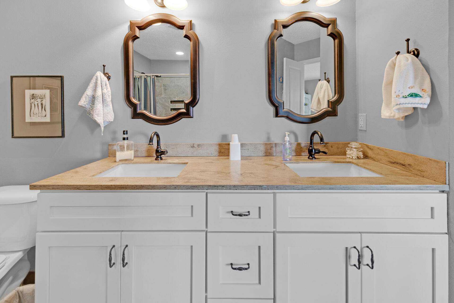 BAY VILLAS CONDOS - Residential