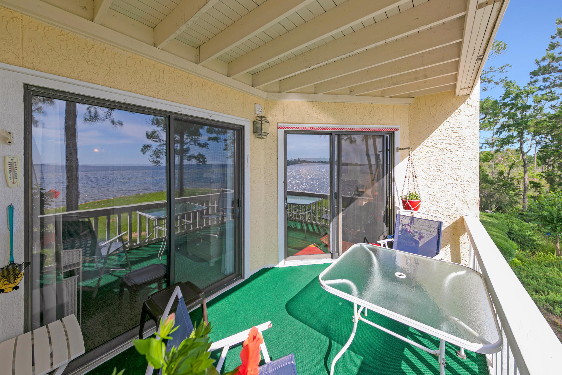 BAY VILLAS CONDOS - Residential