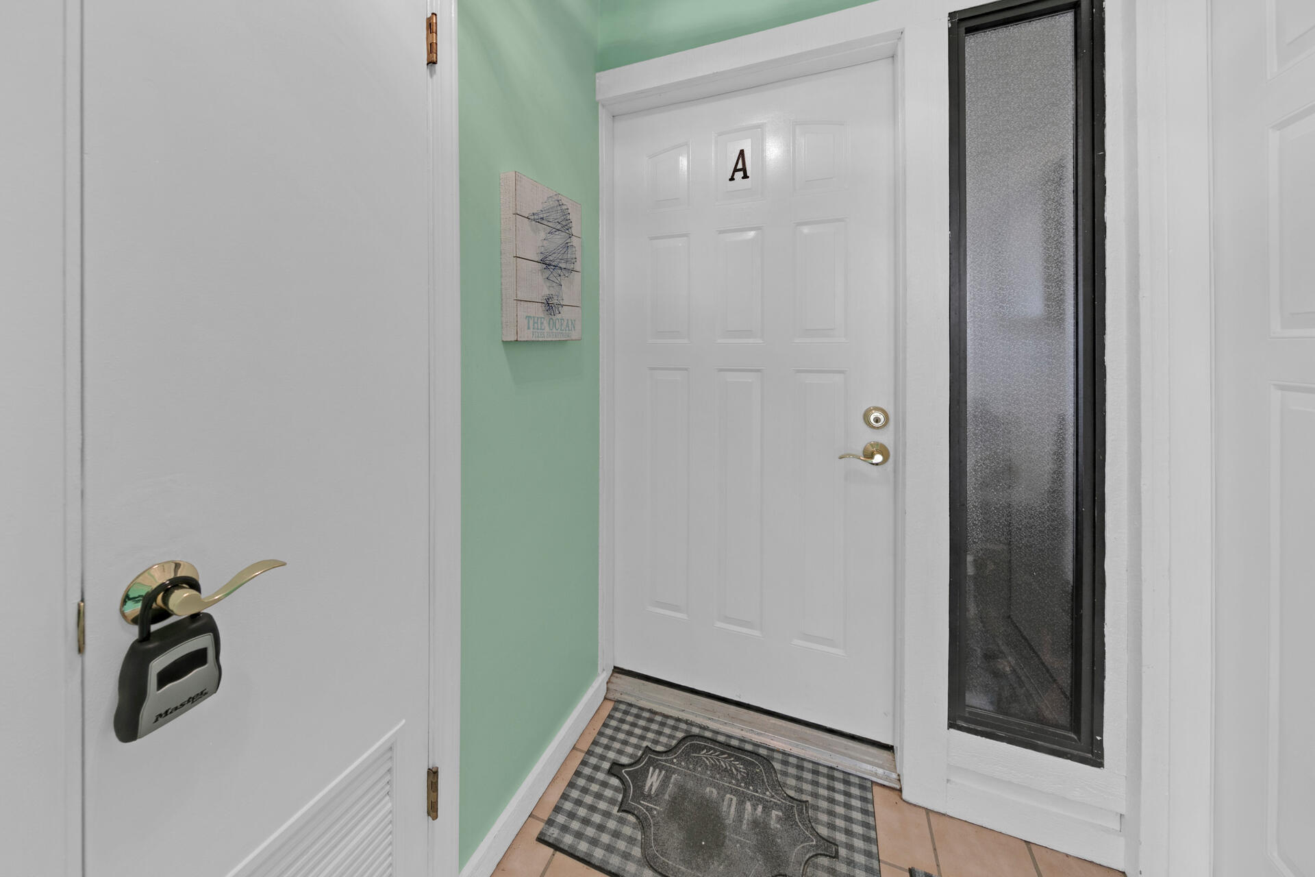 BAY VILLAS CONDOS - Residential