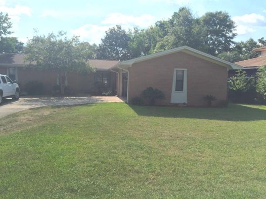 Come and see this beautiful open layout home with a two car garage, fireplace, and pool. It has a gorgeous large custom kitchen with a center island and bar area. The hall bath has a jetted marble tub. The AC unit was replaced in 2013. The pool liner was replaced in 2015. Set up your appointment to see this home today! Buyers to verify measurements and information.