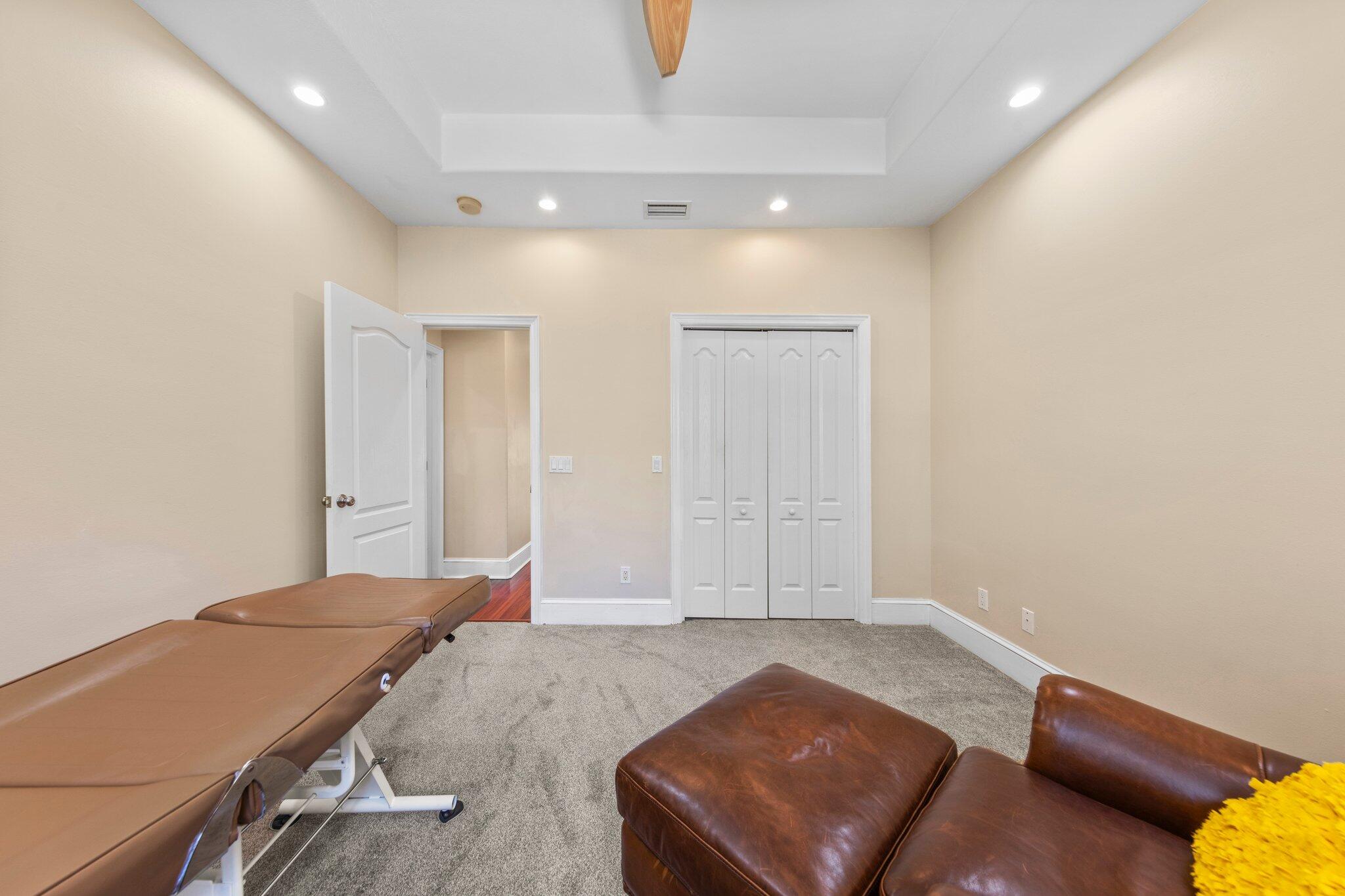 CROSS CREEK SHORES - Residential