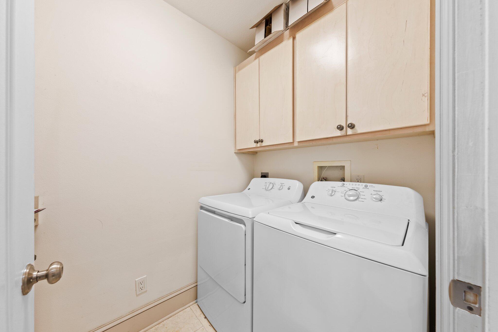 CROSS CREEK SHORES - Residential