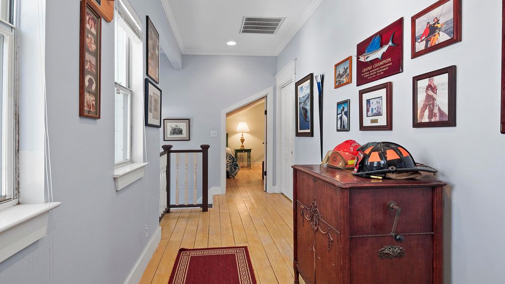 listing image 52