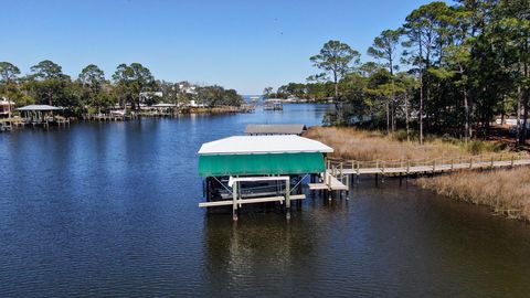 A home in Santa Rosa Beach