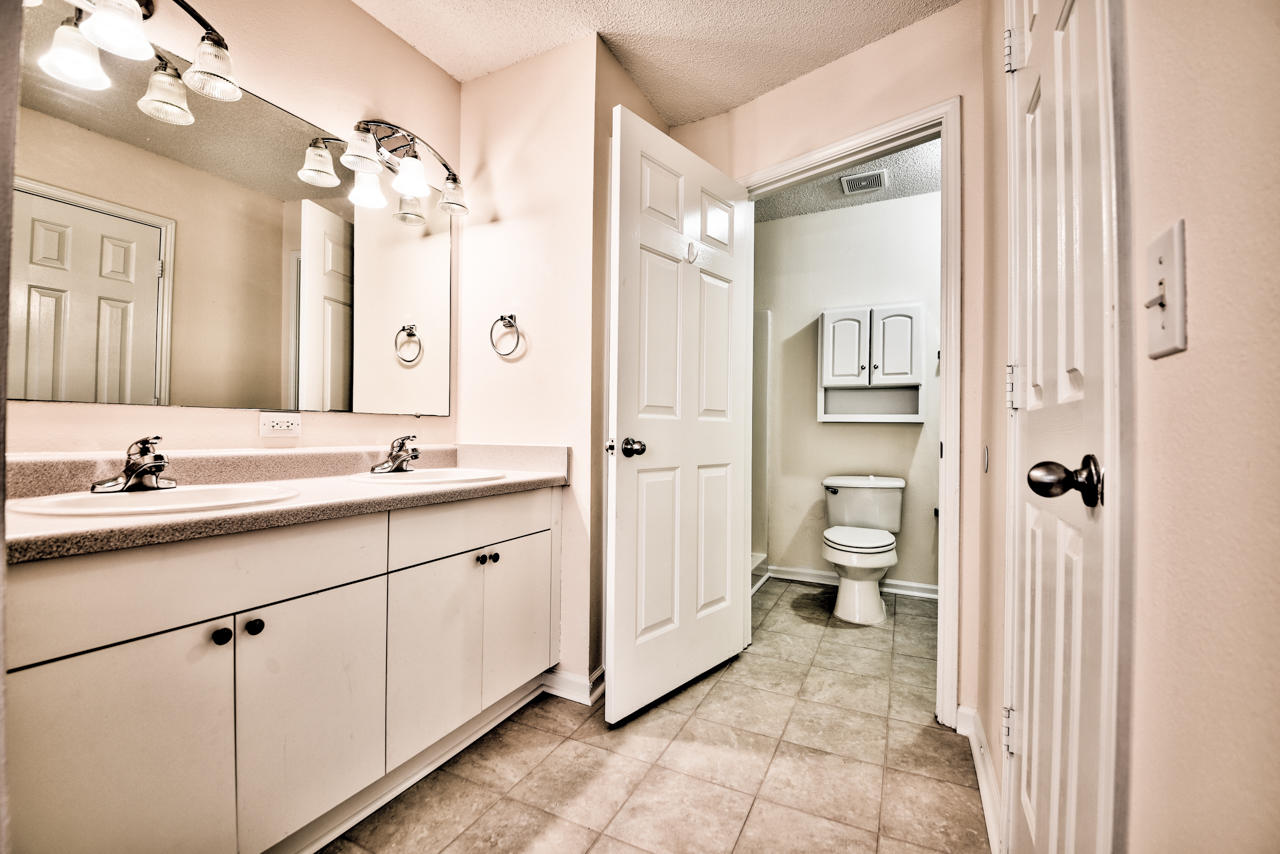 TIGER LAKE - Residential