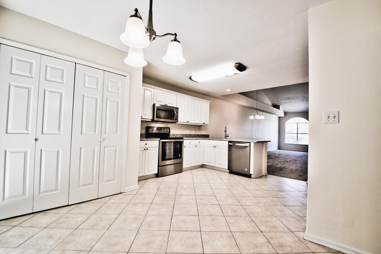 TIGER LAKE - Residential