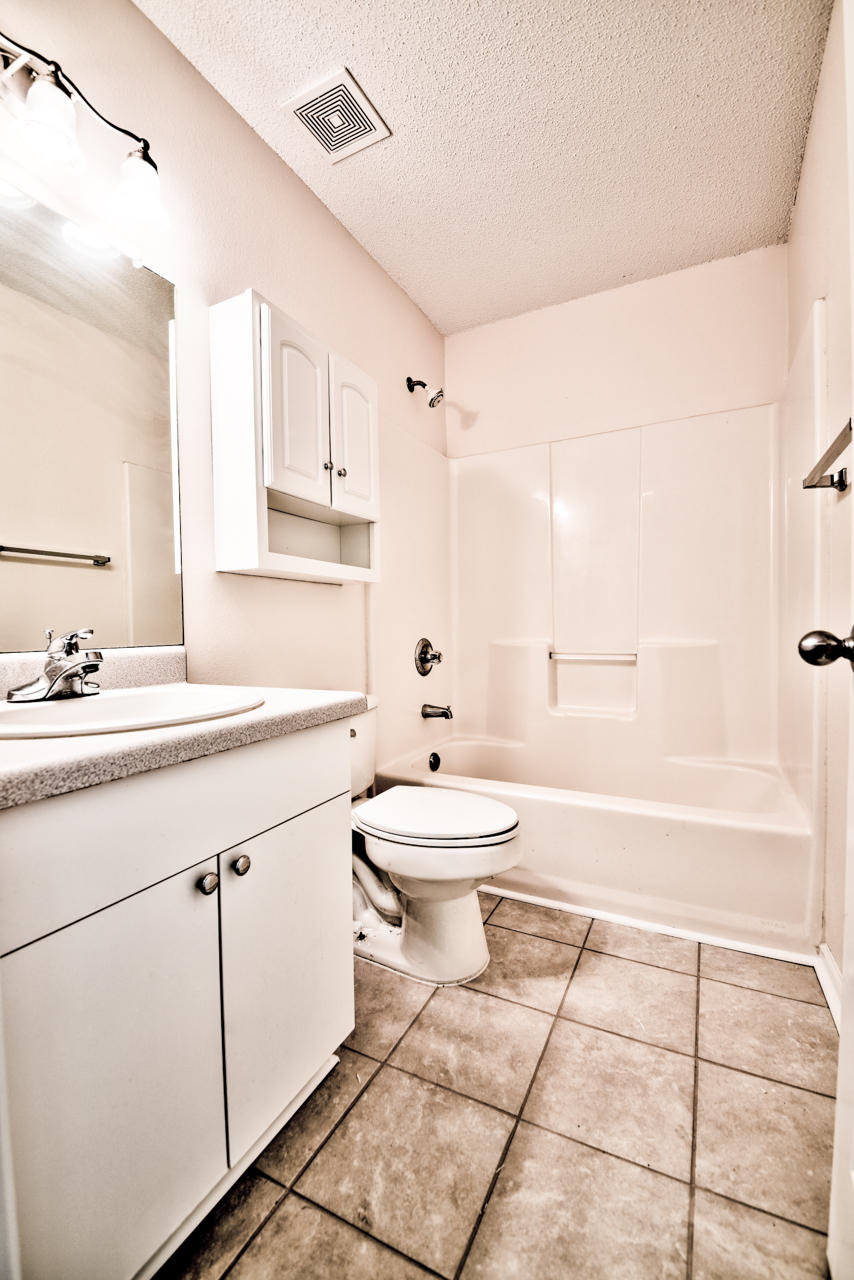 TIGER LAKE - Residential