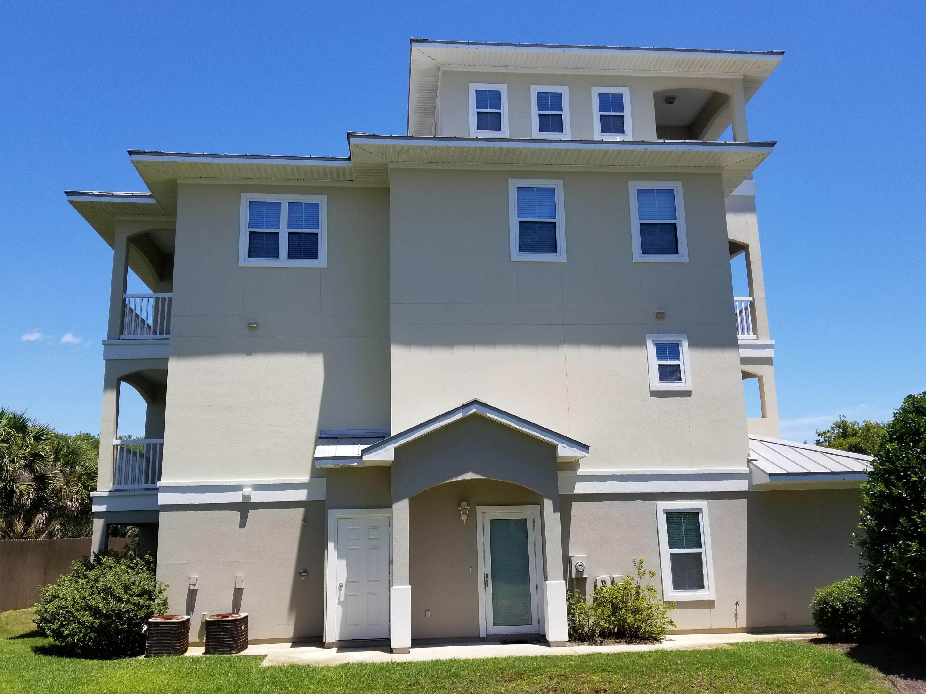 CASA DEL MAR - Residential