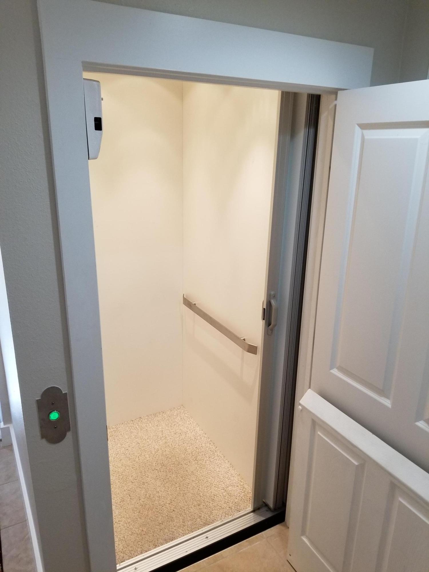 CASA DEL MAR - Residential