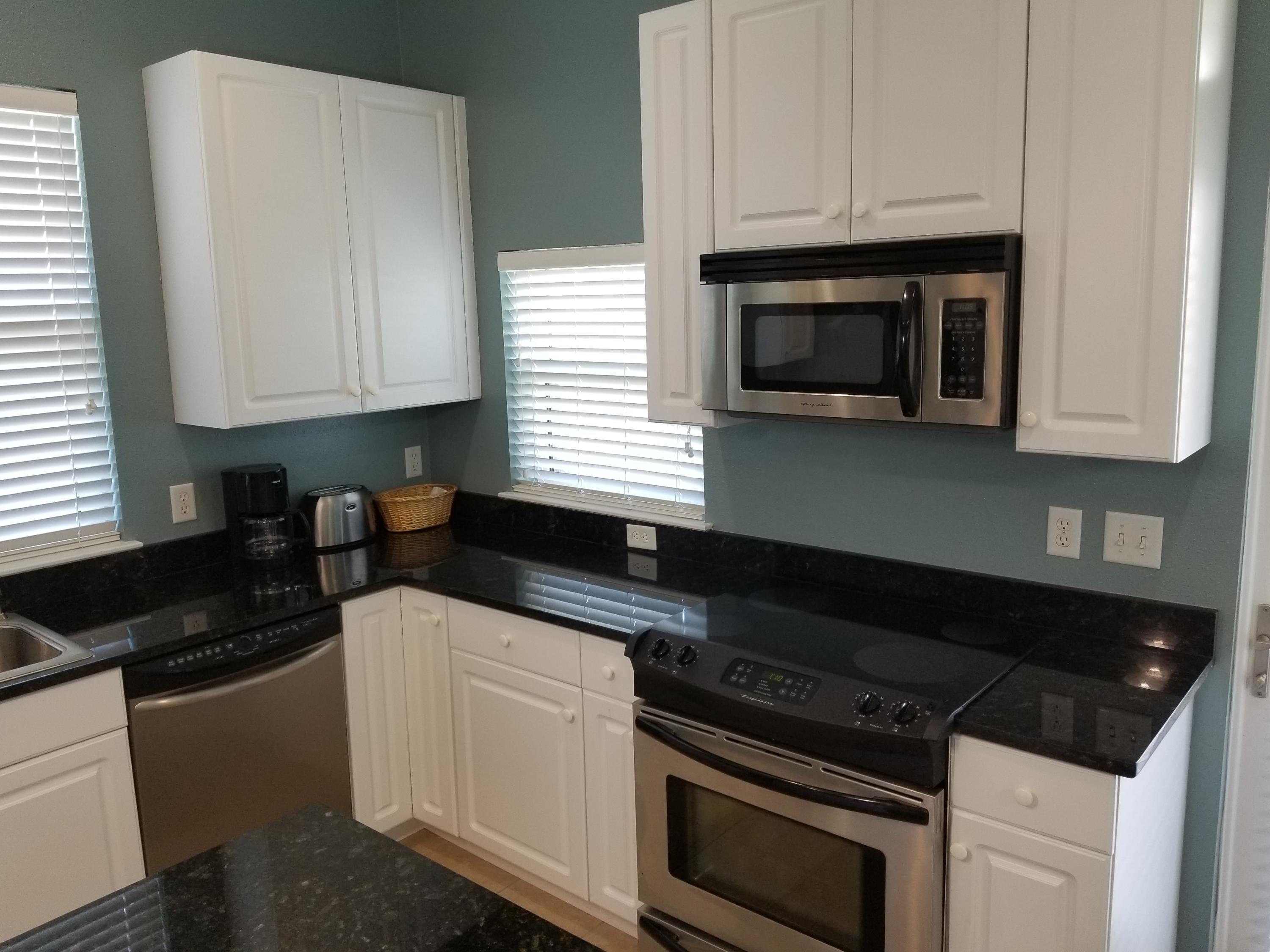 CASA DEL MAR - Residential