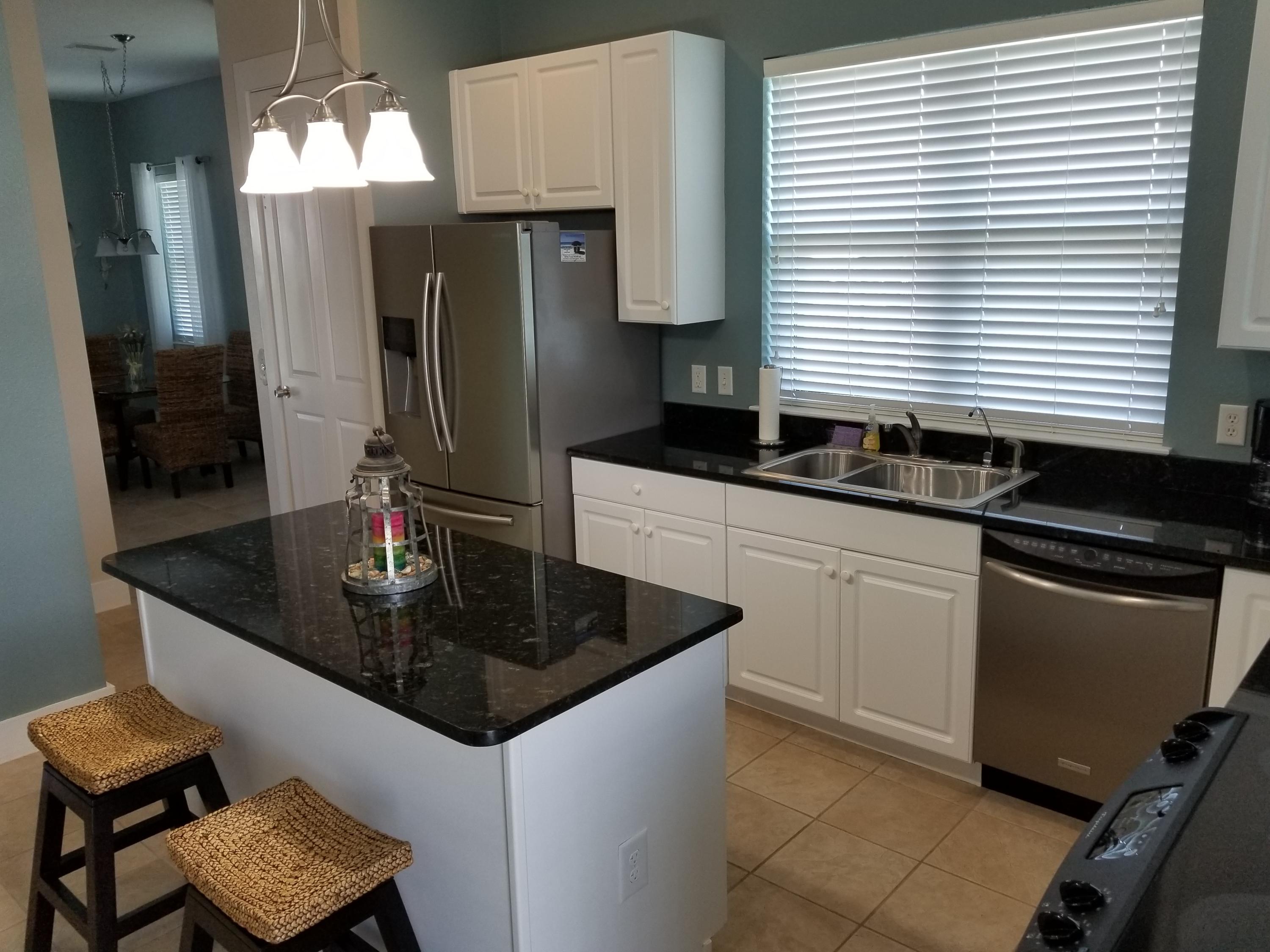 CASA DEL MAR - Residential