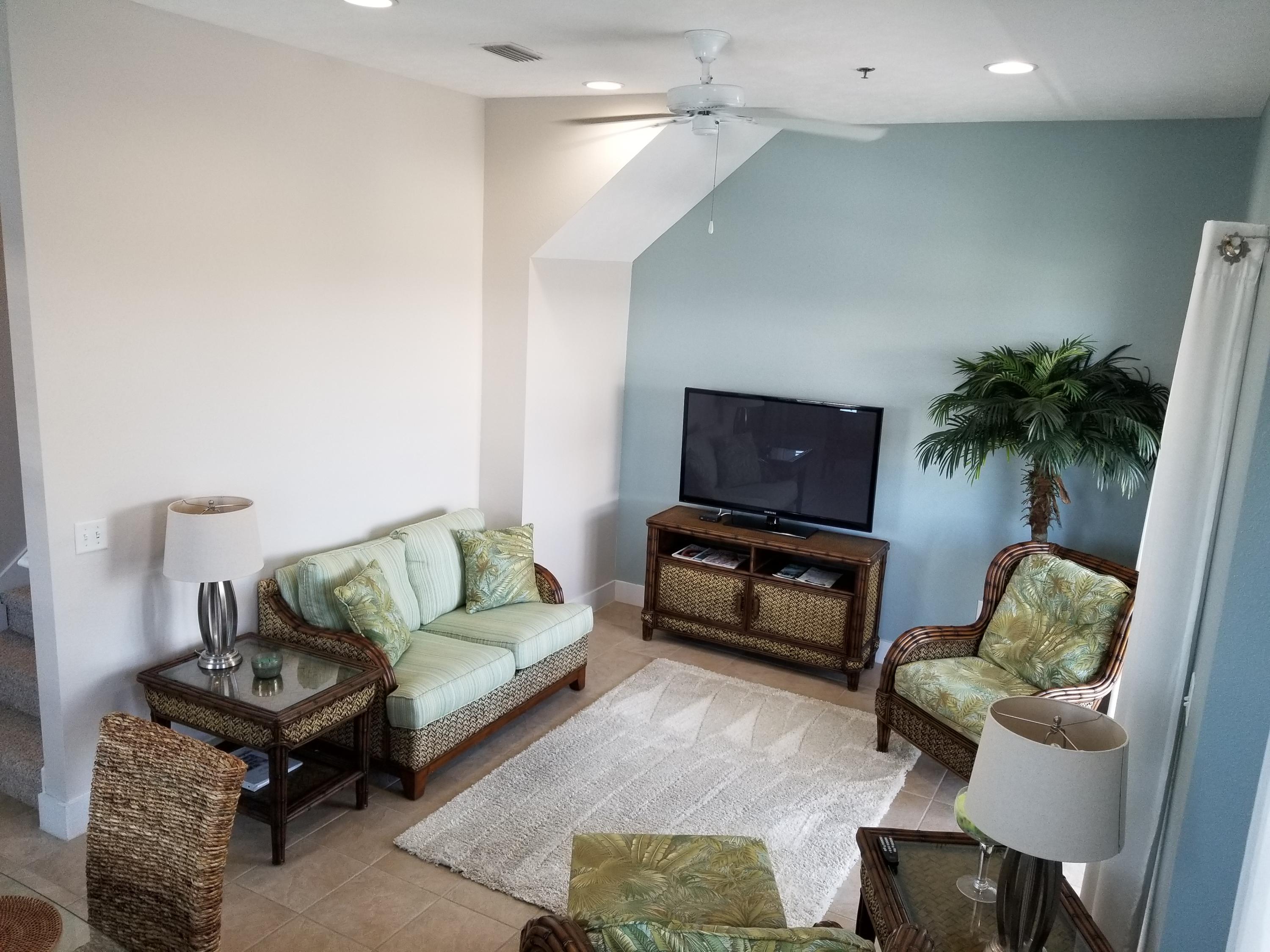 CASA DEL MAR - Residential