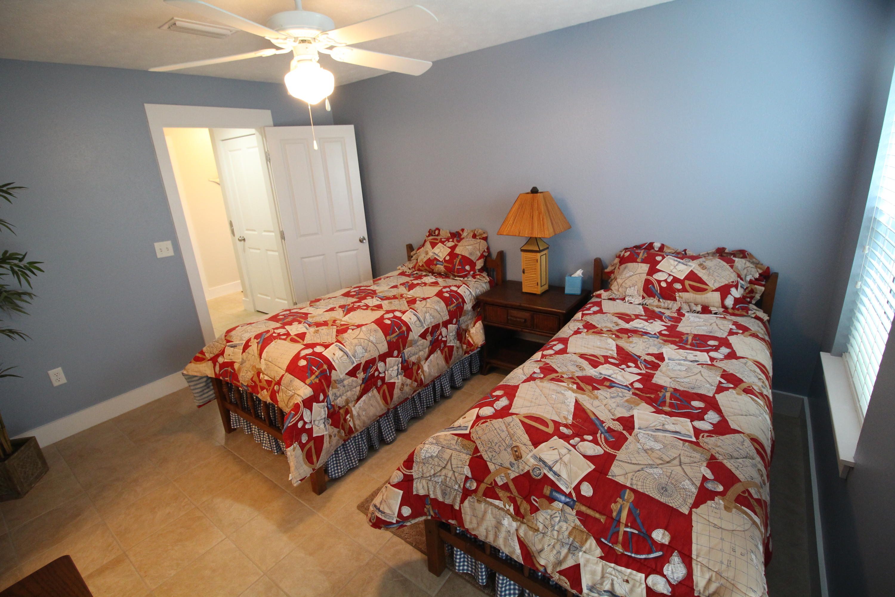 CASA DEL MAR - Residential