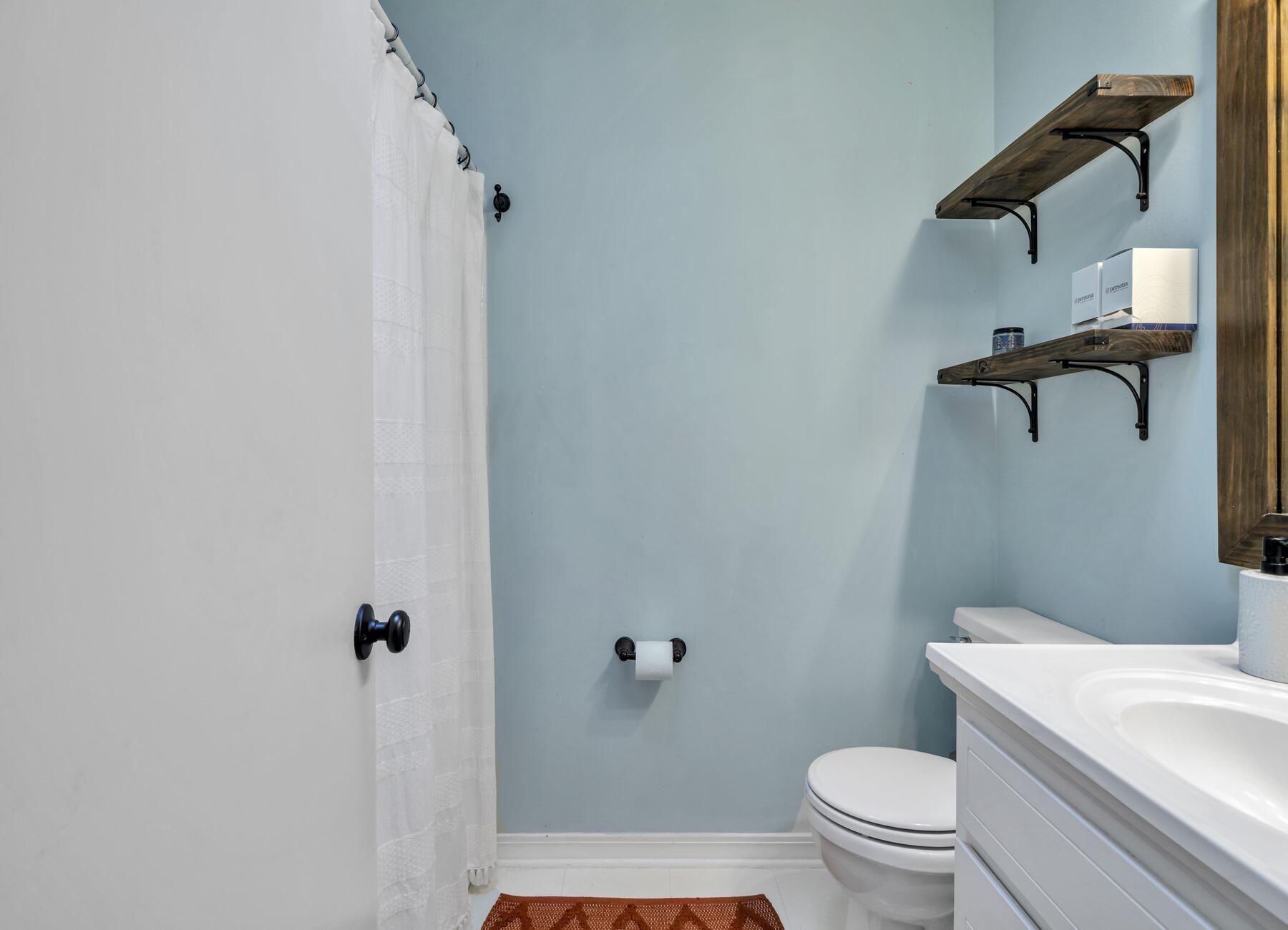 PALM CREST - Residential Lease