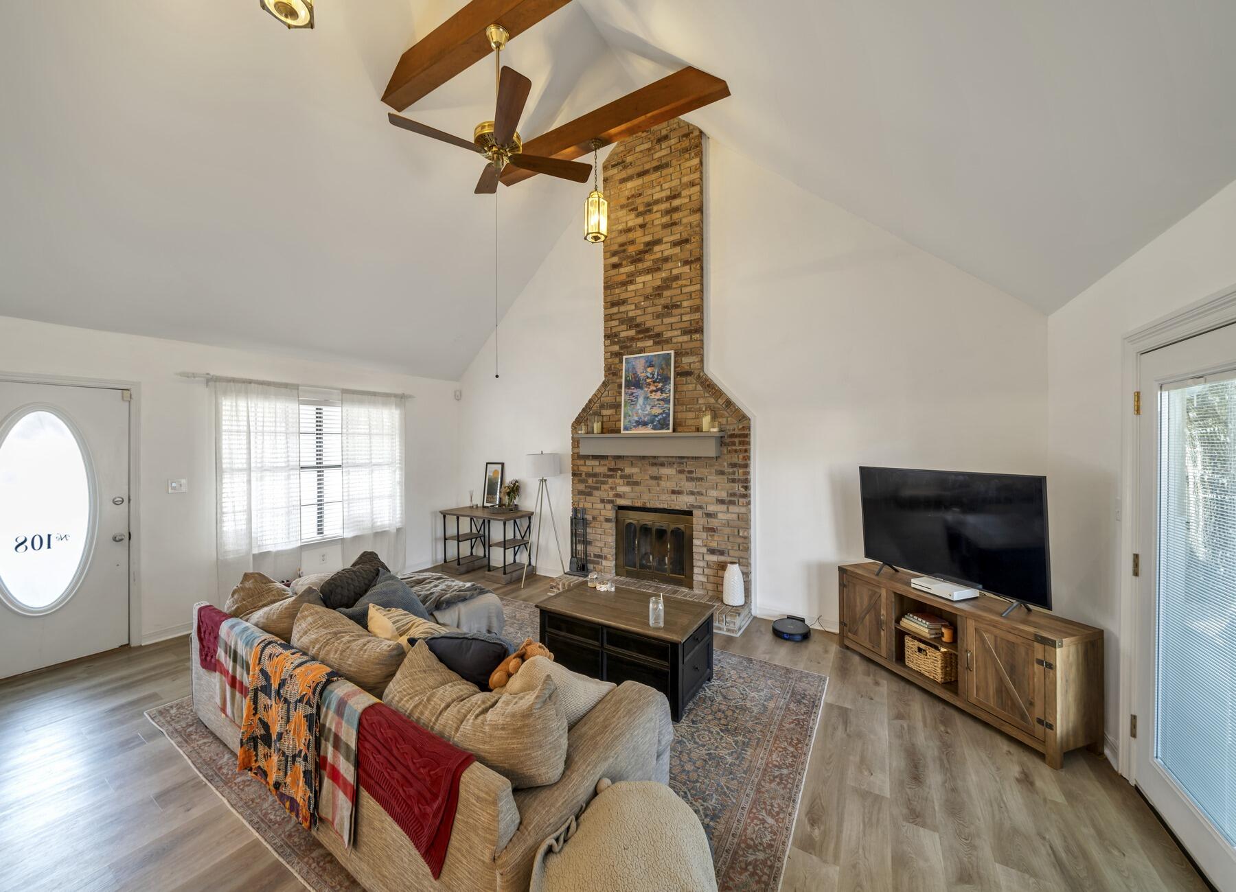 PALM CREST - Residential Lease