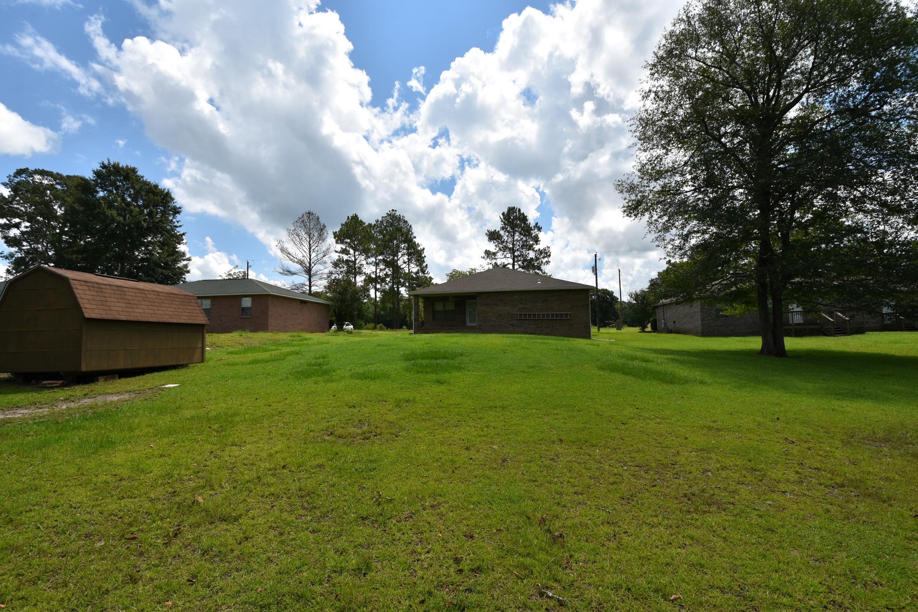 WHITE OAK ESTATES - Residential