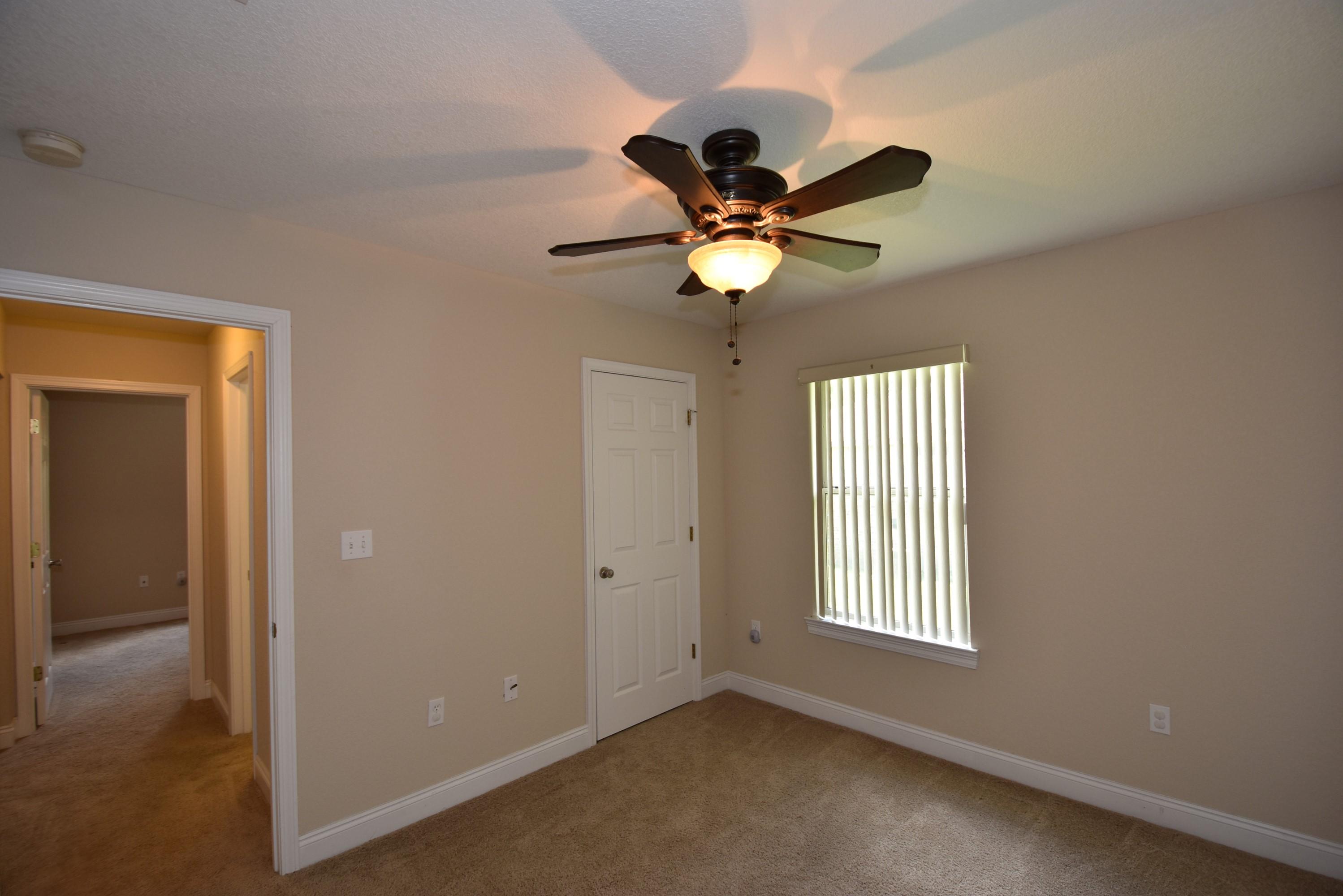 WHITE OAK ESTATES - Residential