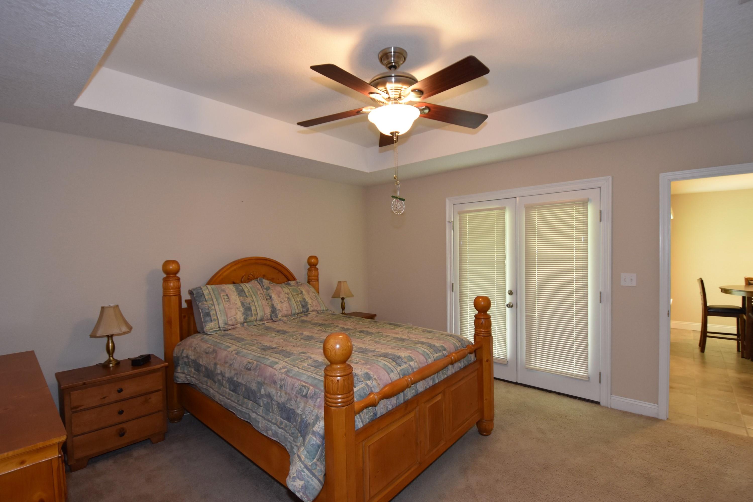 WHITE OAK ESTATES - Residential