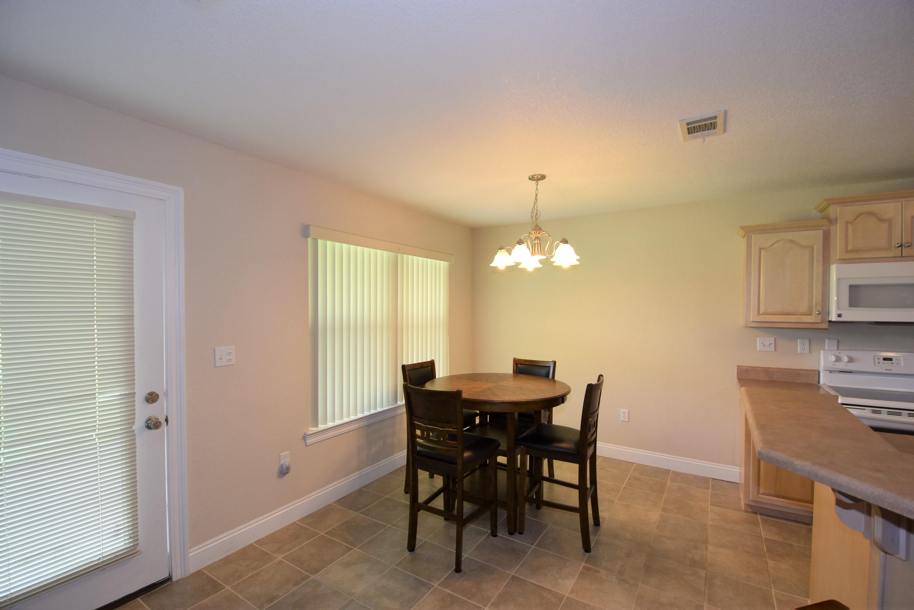 WHITE OAK ESTATES - Residential