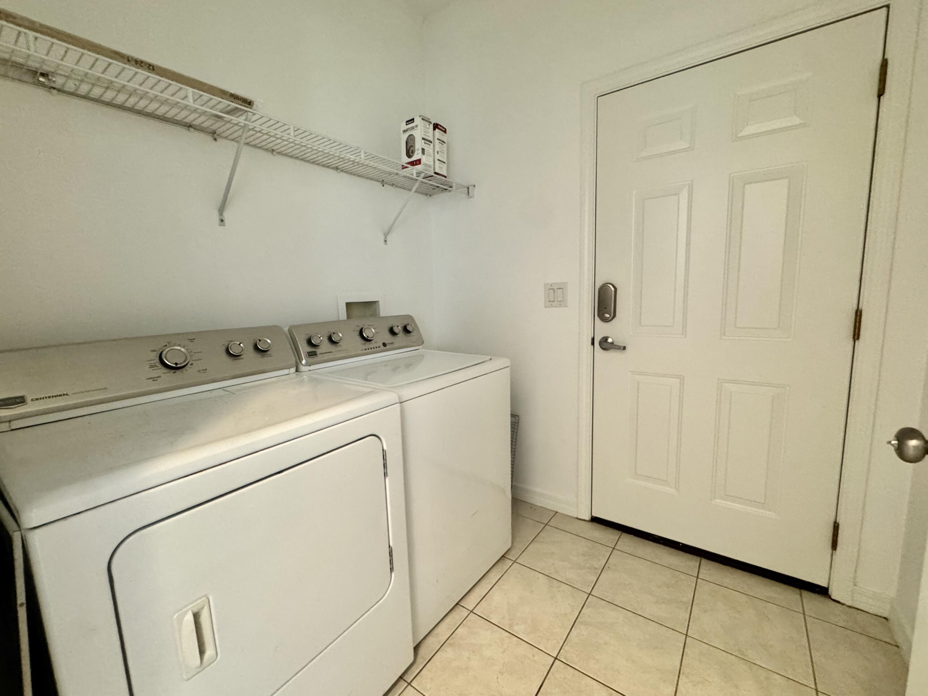 Emerald Walk (Aka Flamingo Village) - Residential Lease