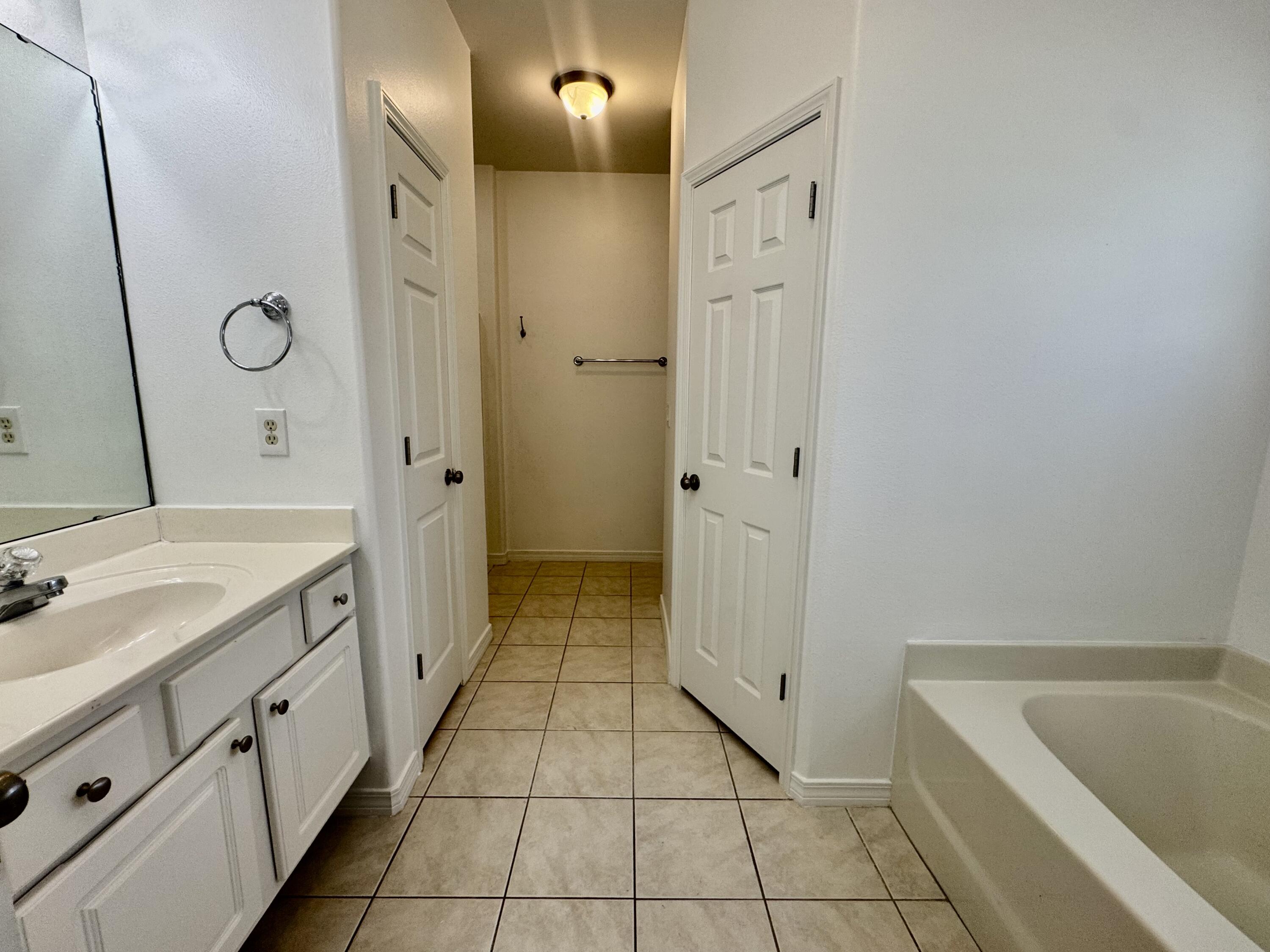 Emerald Walk (Aka Flamingo Village) - Residential Lease
