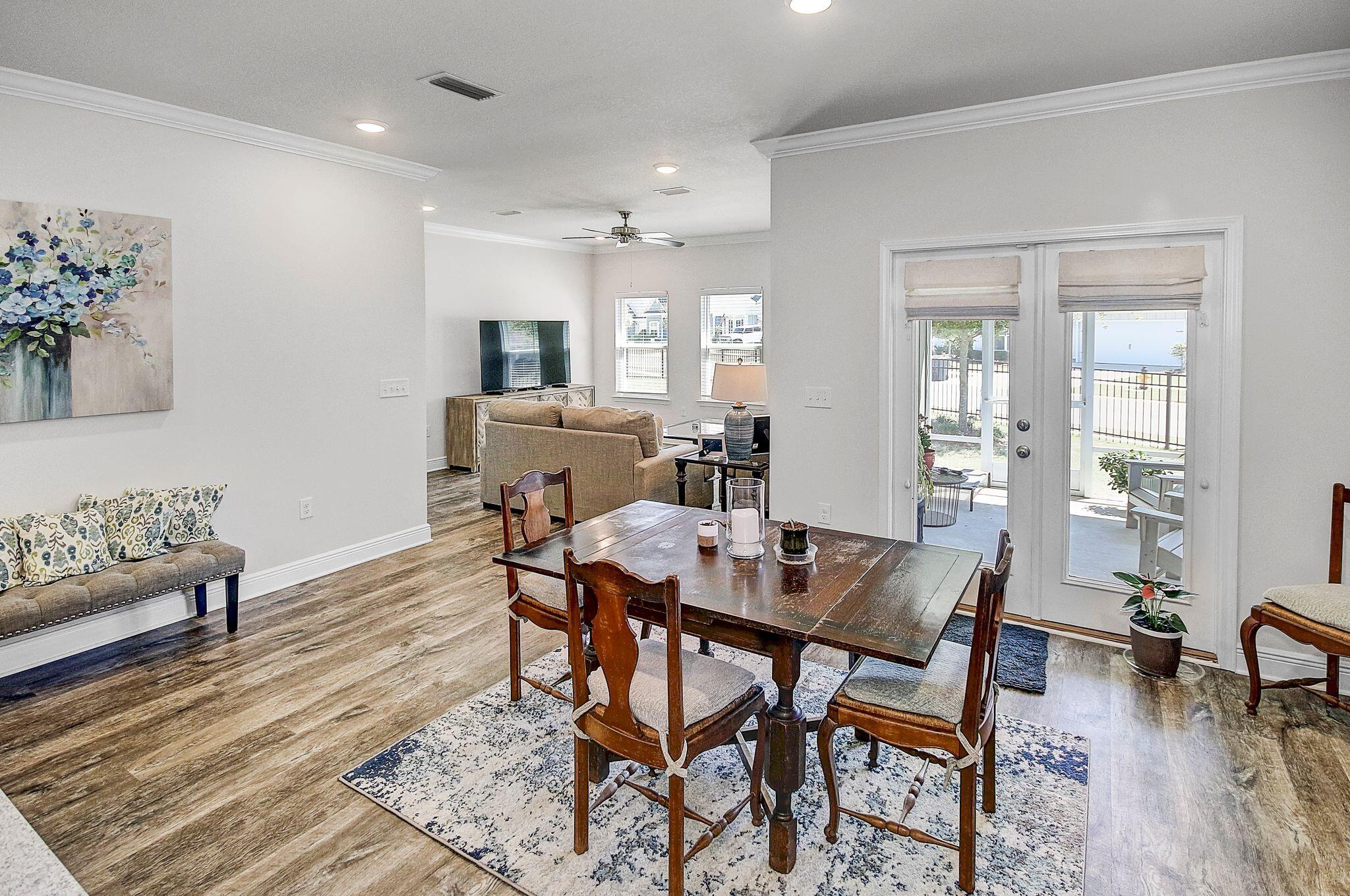 HAMMOCK BAY - Residential