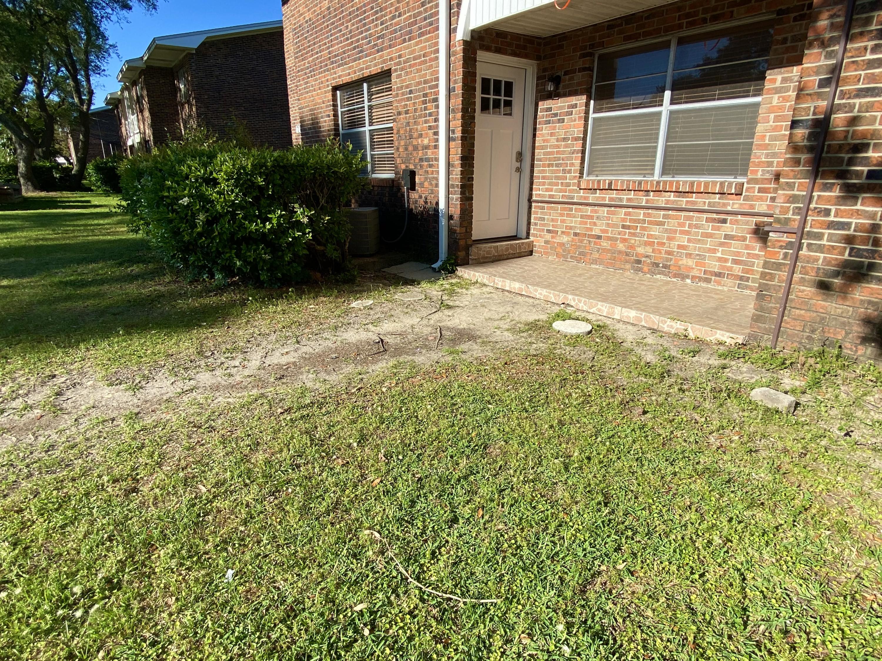 FAIR OAKS VILLAGE CONDO - Residential