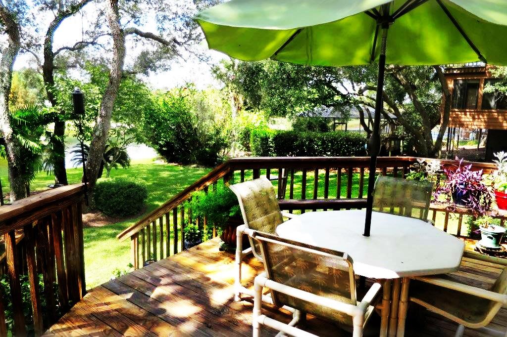 CARIBBEAN EAST - Residential