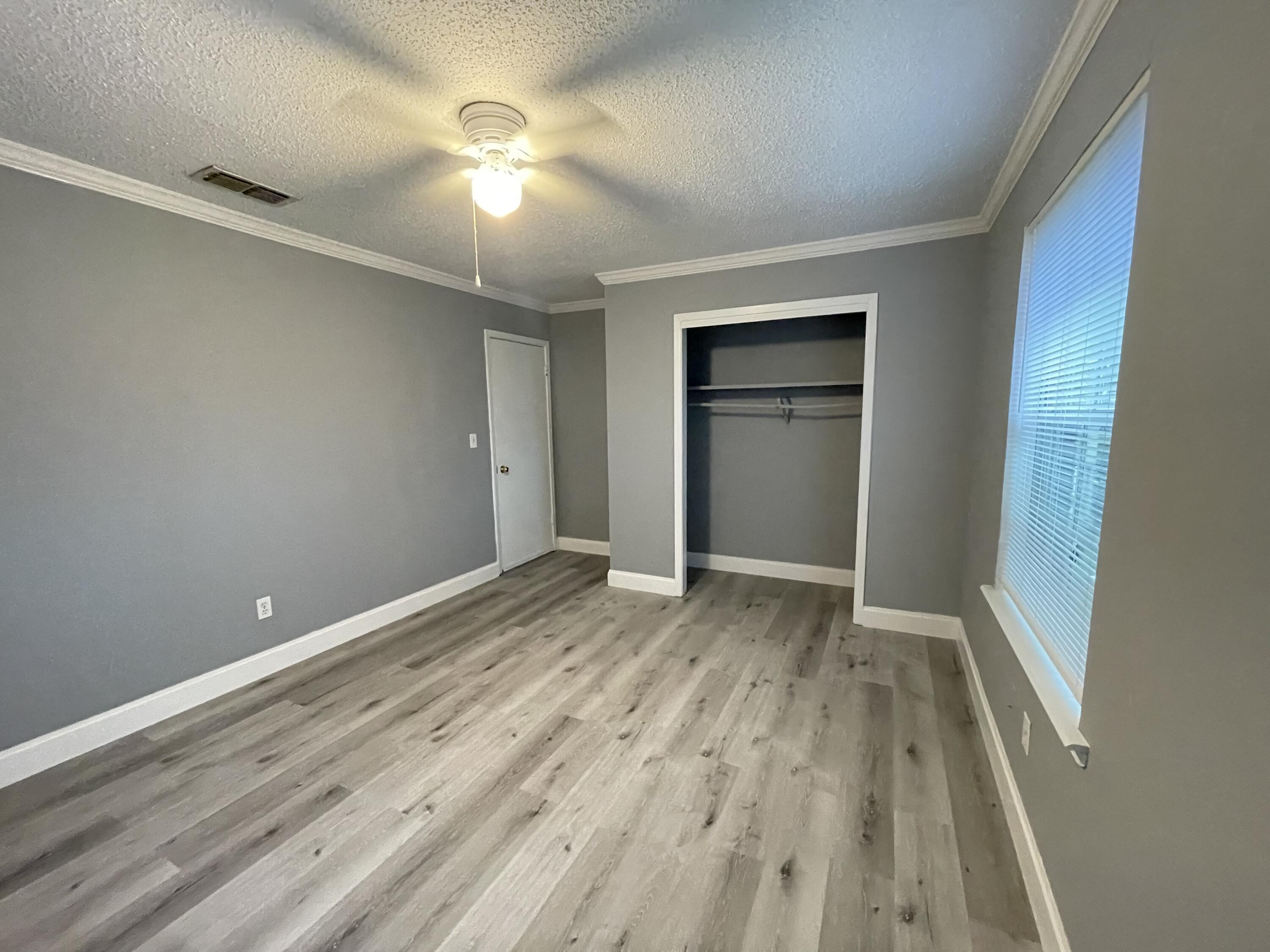 PALM ESTATES UNIT 3 - Residential Lease