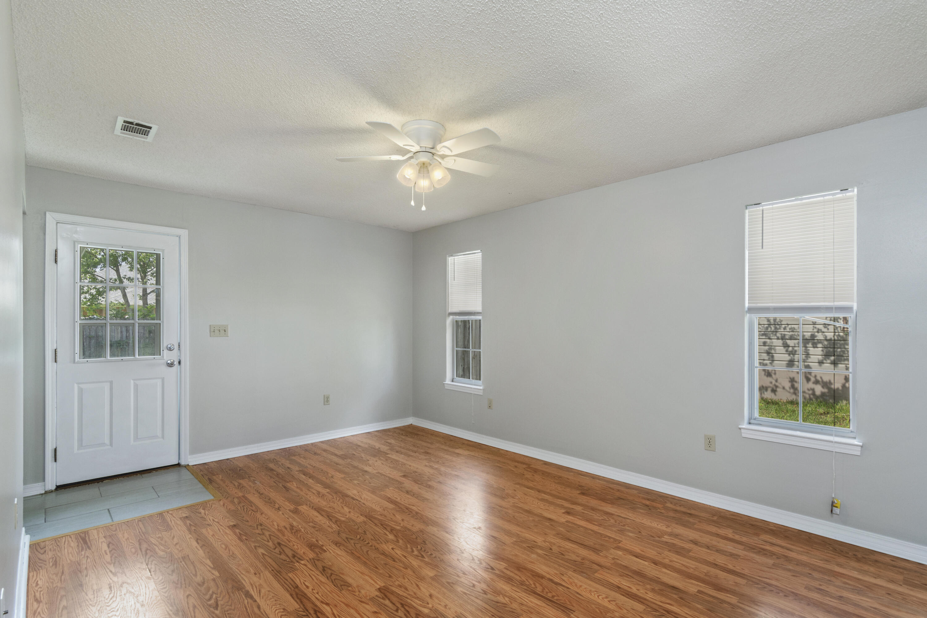 SOUTHVIEW ESTATES - Residential Lease