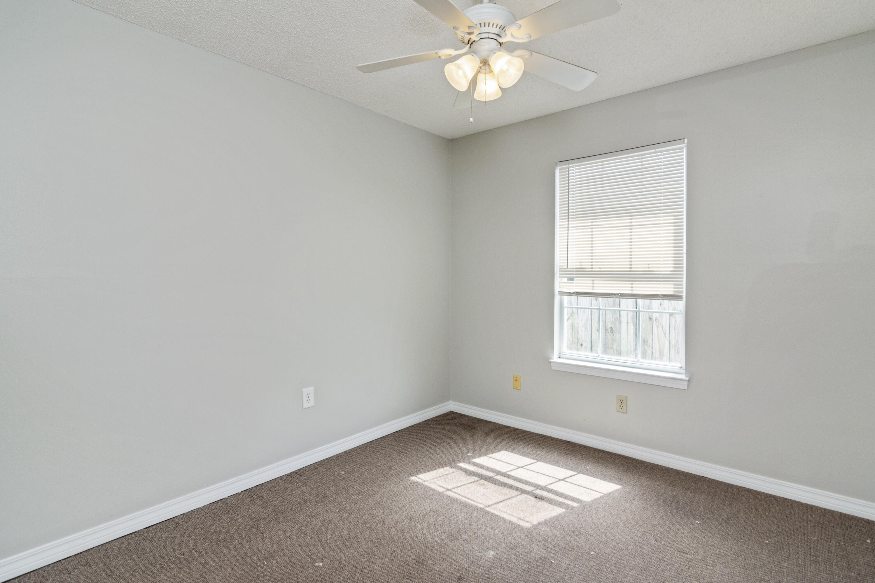 SOUTHVIEW ESTATES - Residential Lease