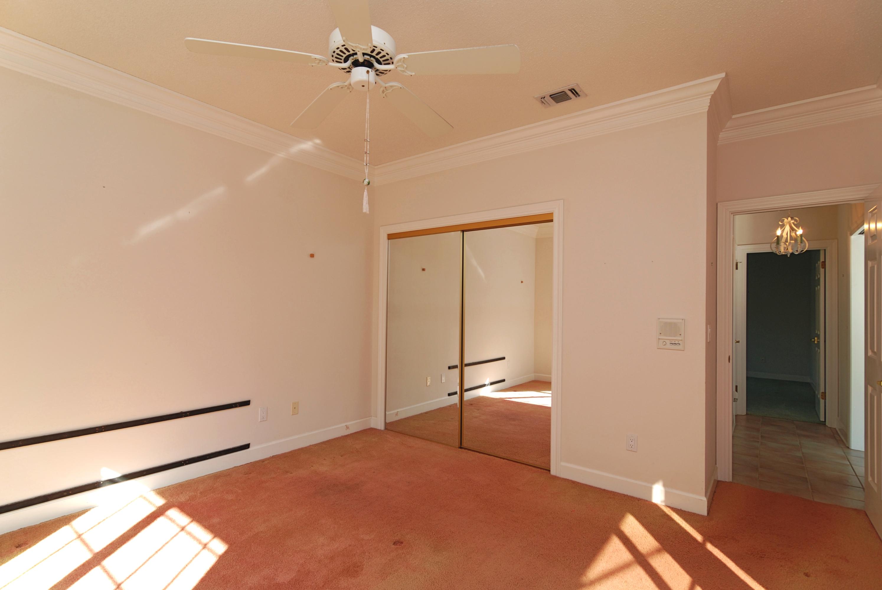 JOES BAYOU DESTIN - Residential