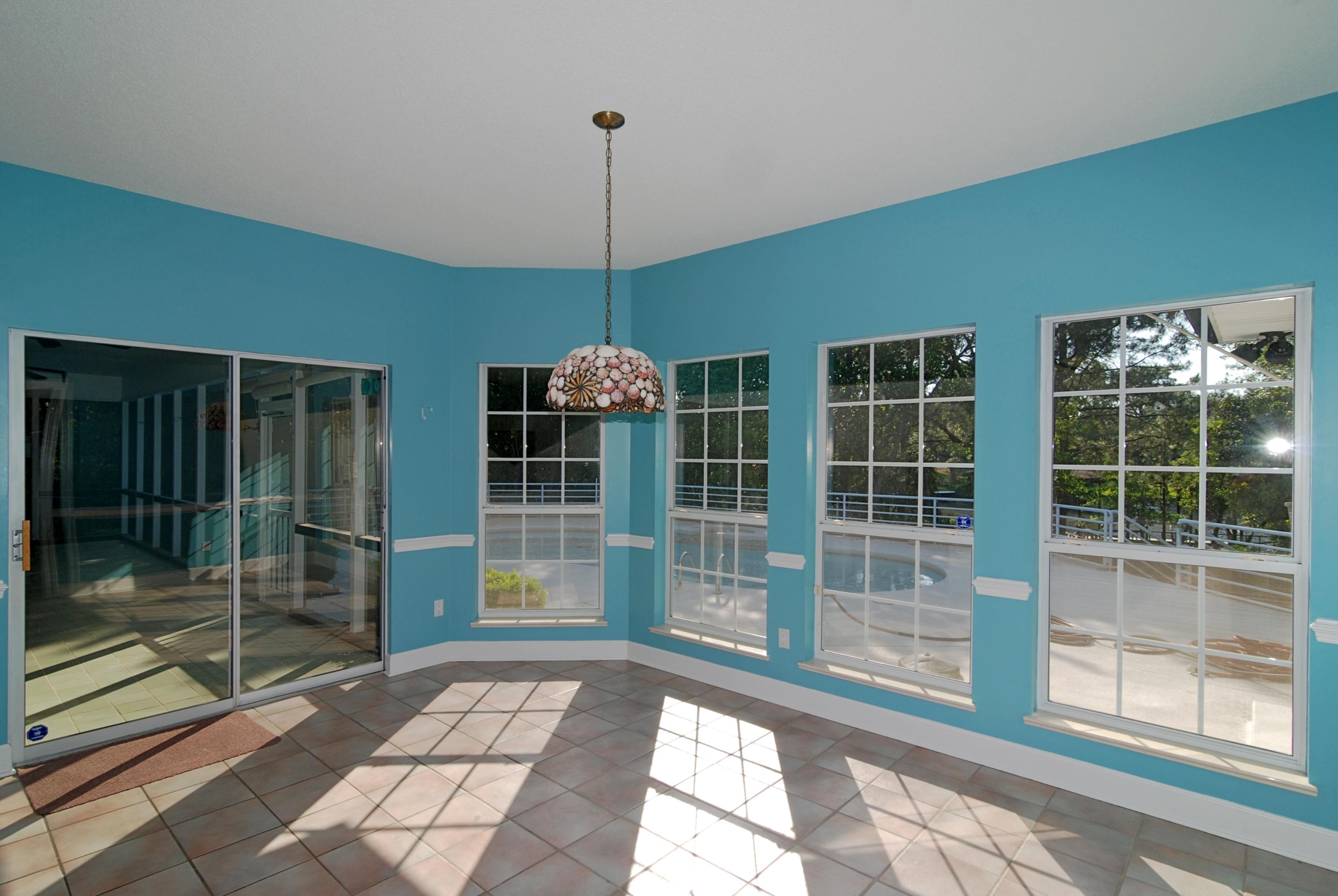 JOES BAYOU DESTIN - Residential